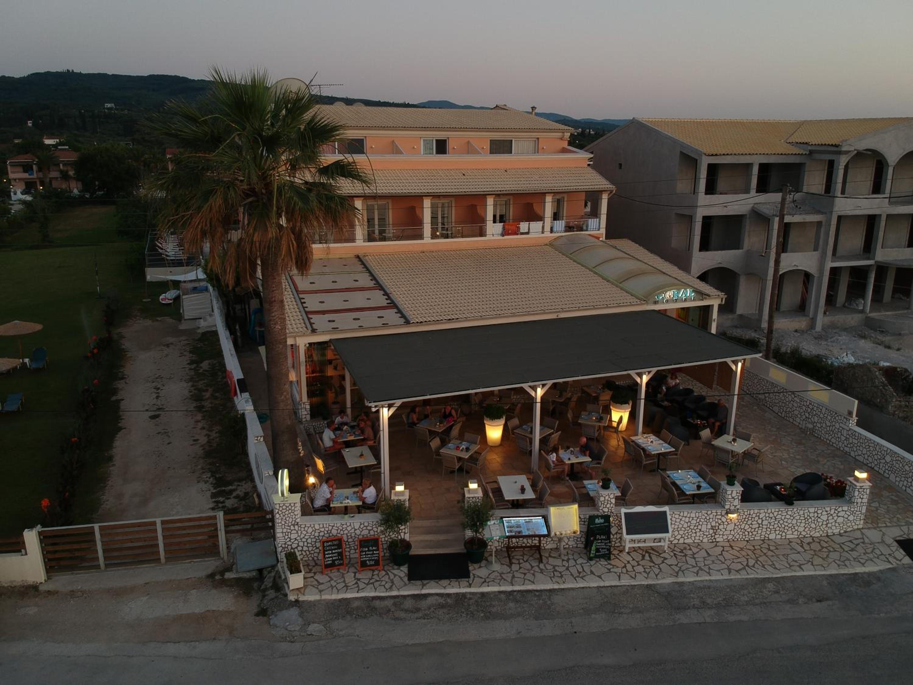 Hotel Coral - Image 1