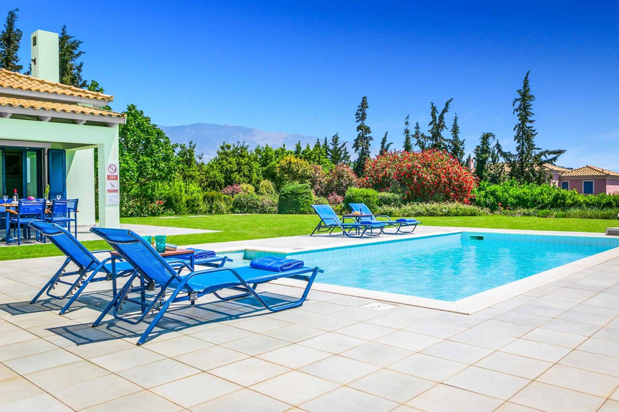 Villa Nissaki view 2