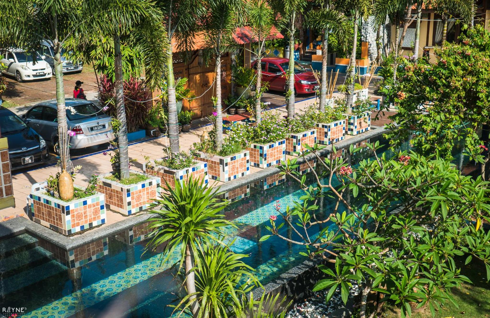 Lost Paradise Resort
