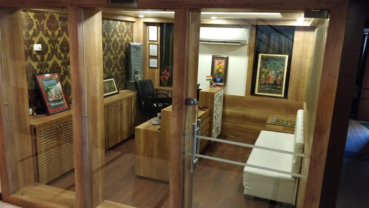 hotel reception