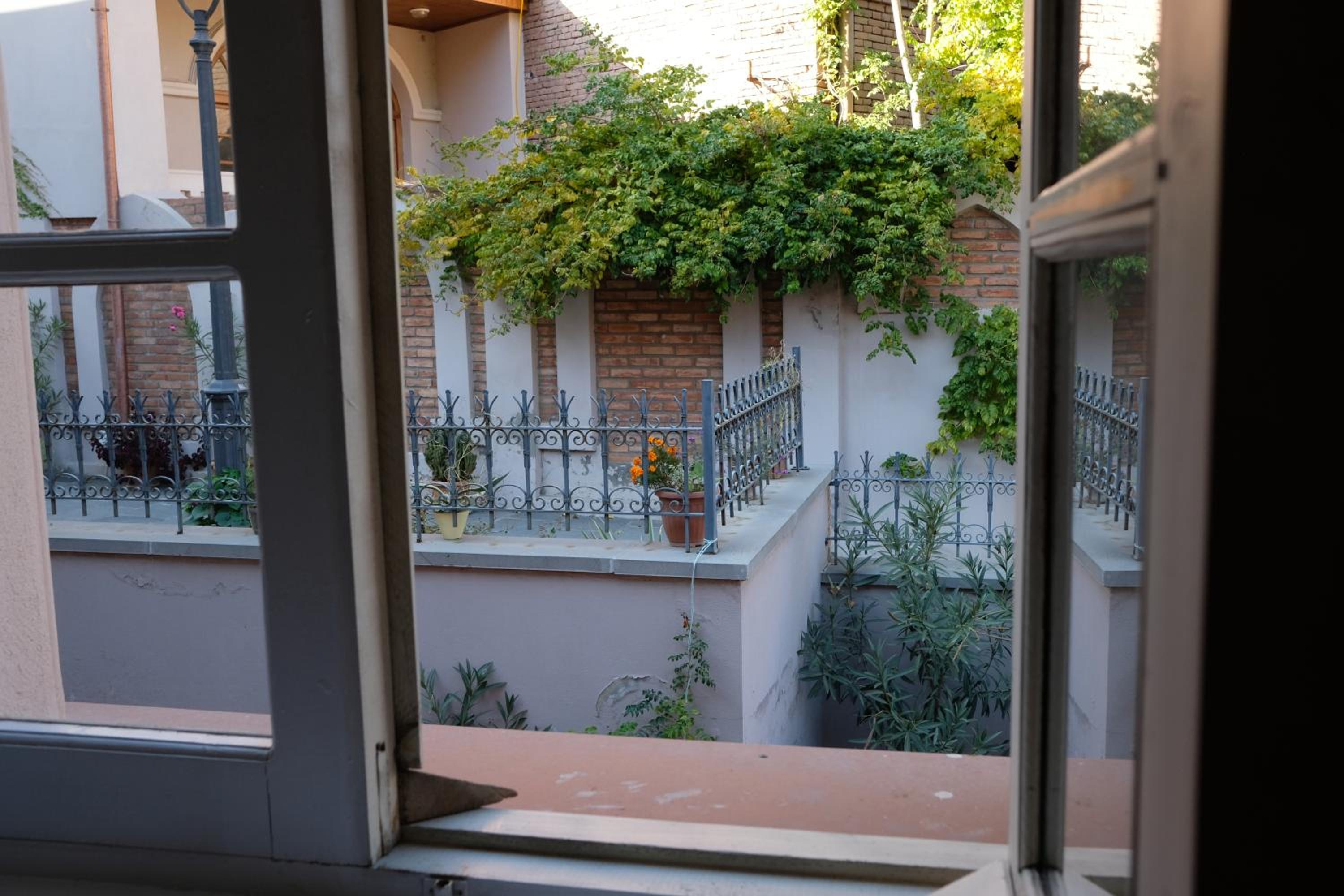 Hotel Canyon view 3