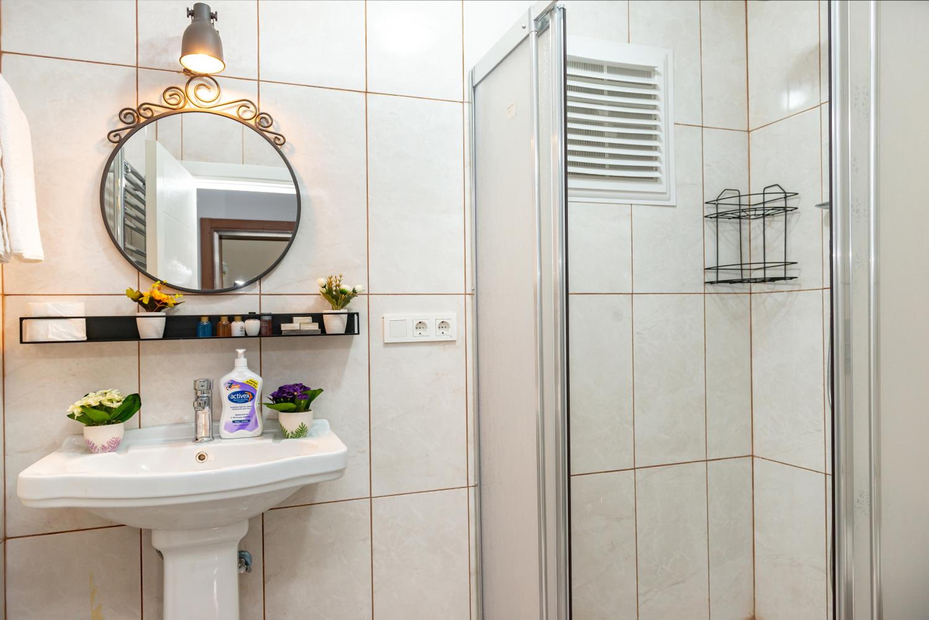 Dualis Hotel - Image 167