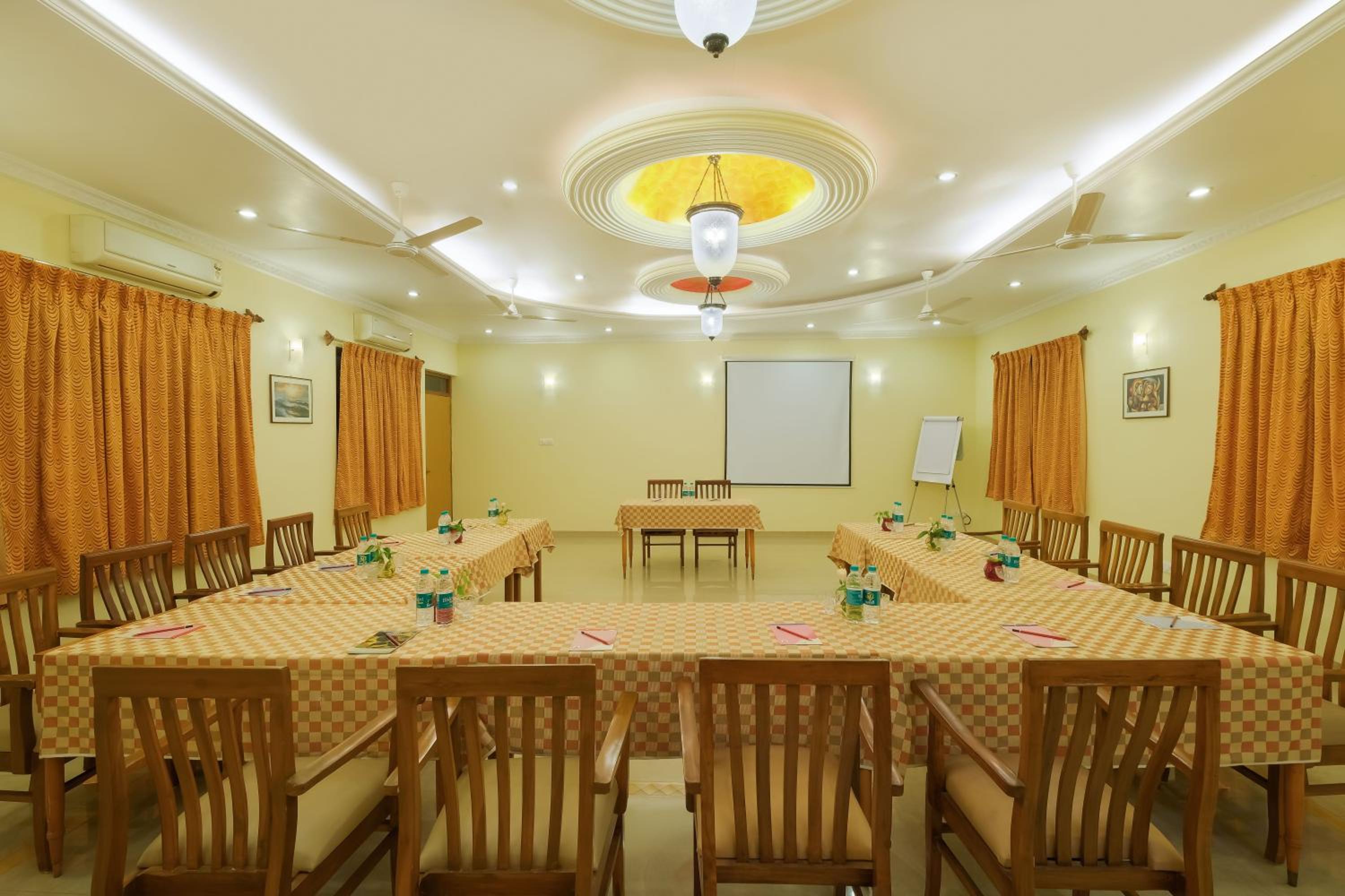 Spazio Leisure Resort, Goa