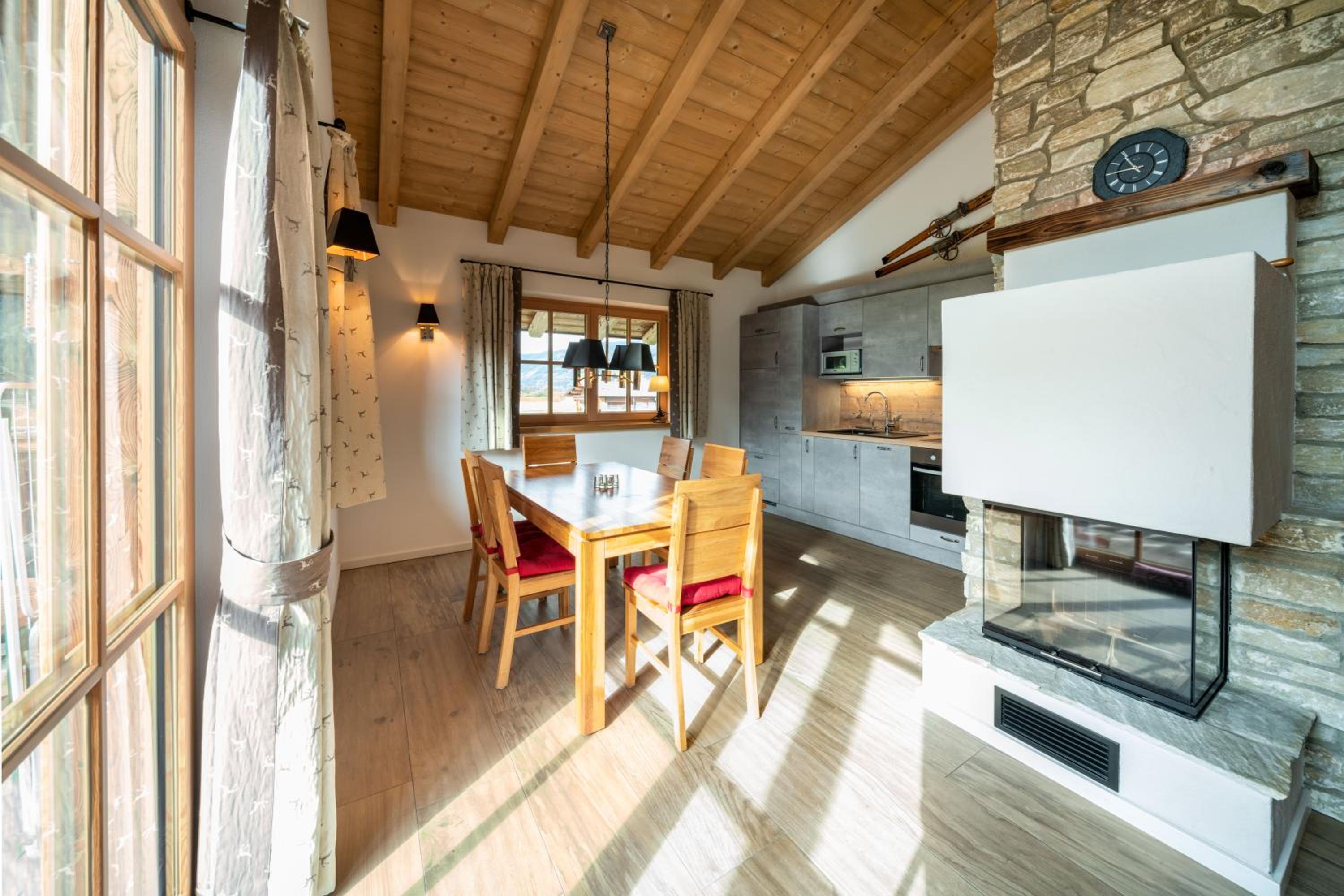 Alpin Residenzen Panoramabahn by Alpina-Holiday