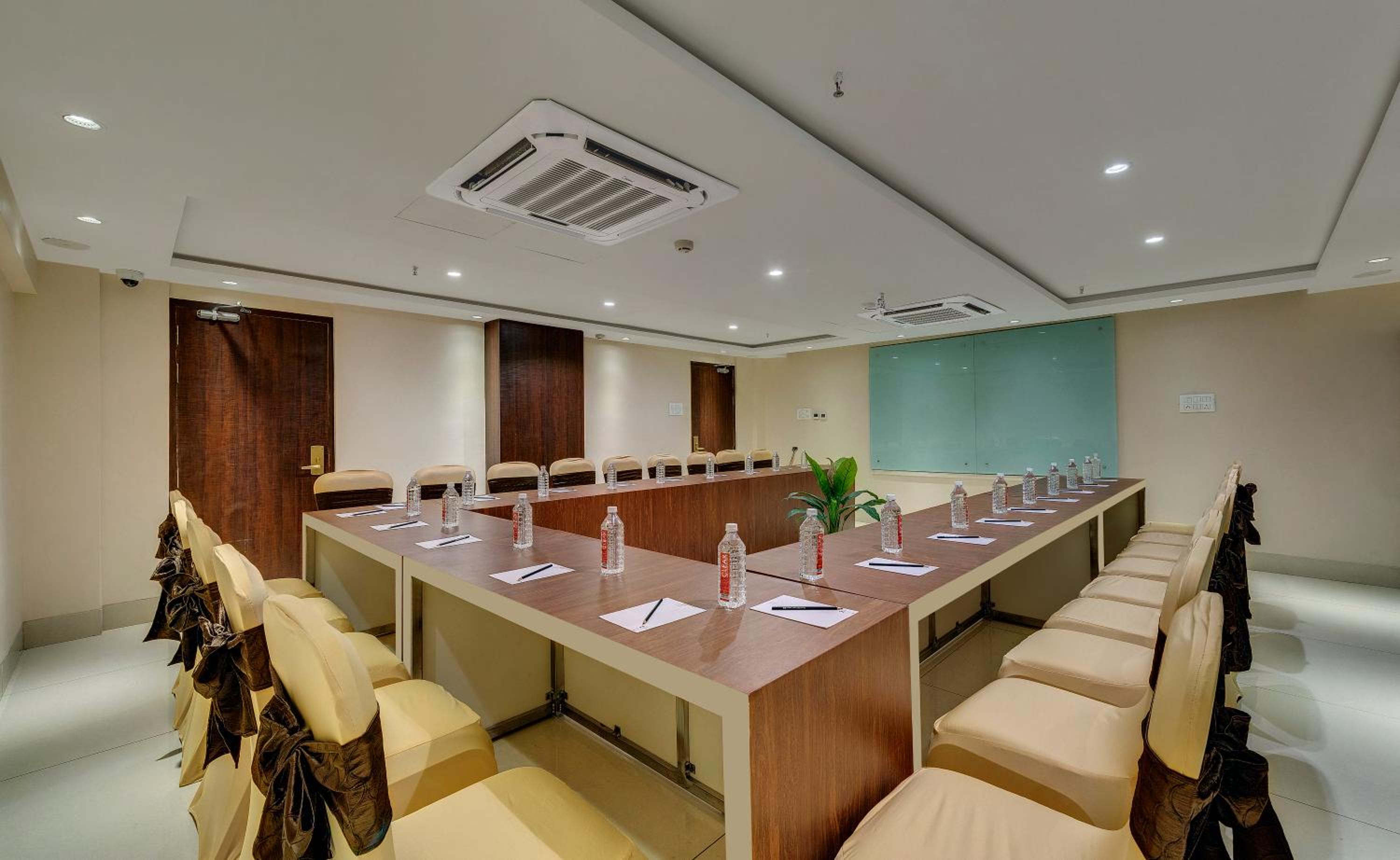 Aurangabad Vacations - The Fern Residency Aurangabad - Chhatrapati Sambhaji Nagar - Property Image 3