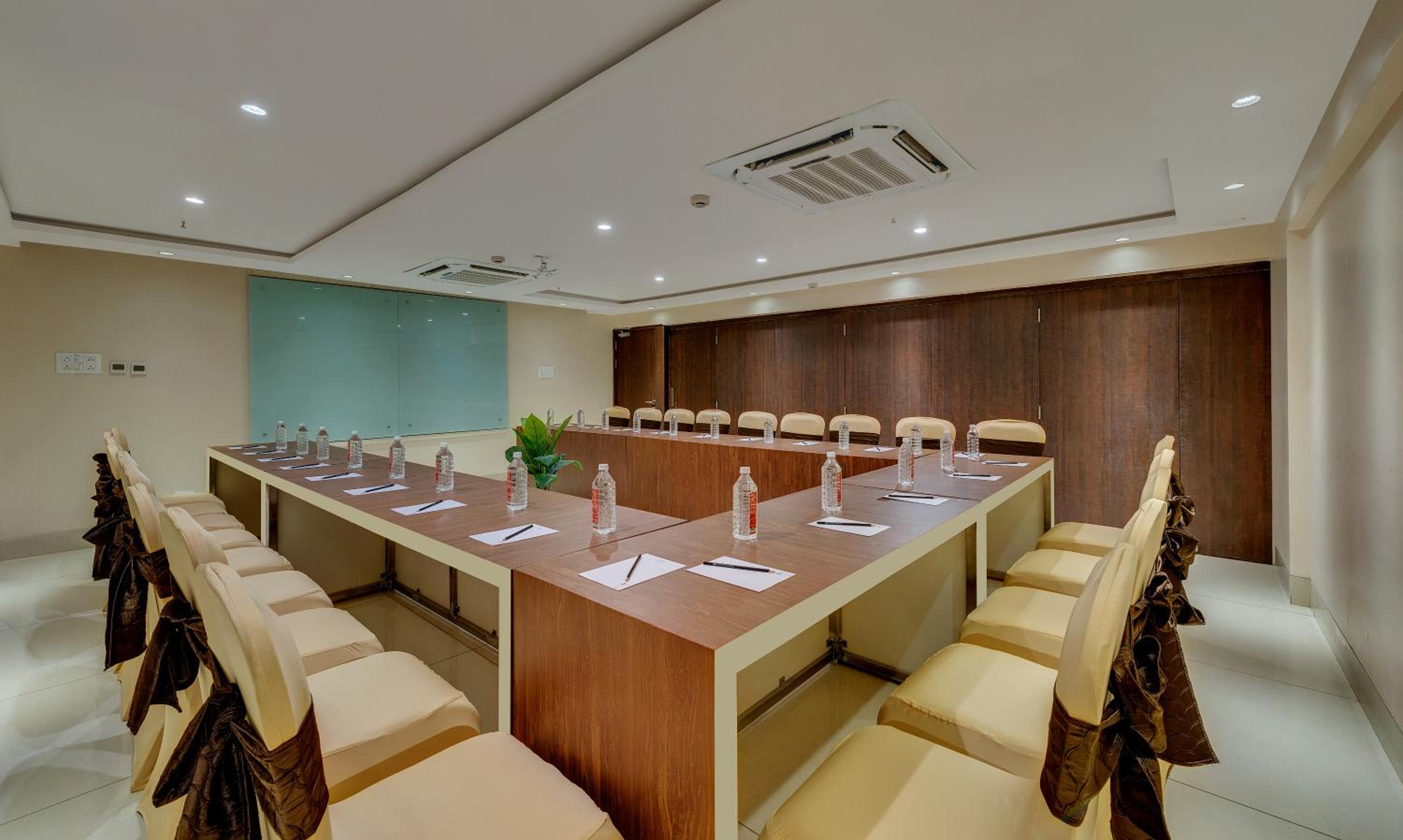 Aurangabad Vacations - The Fern Residency Aurangabad - Chhatrapati Sambhaji Nagar - Property Image 2