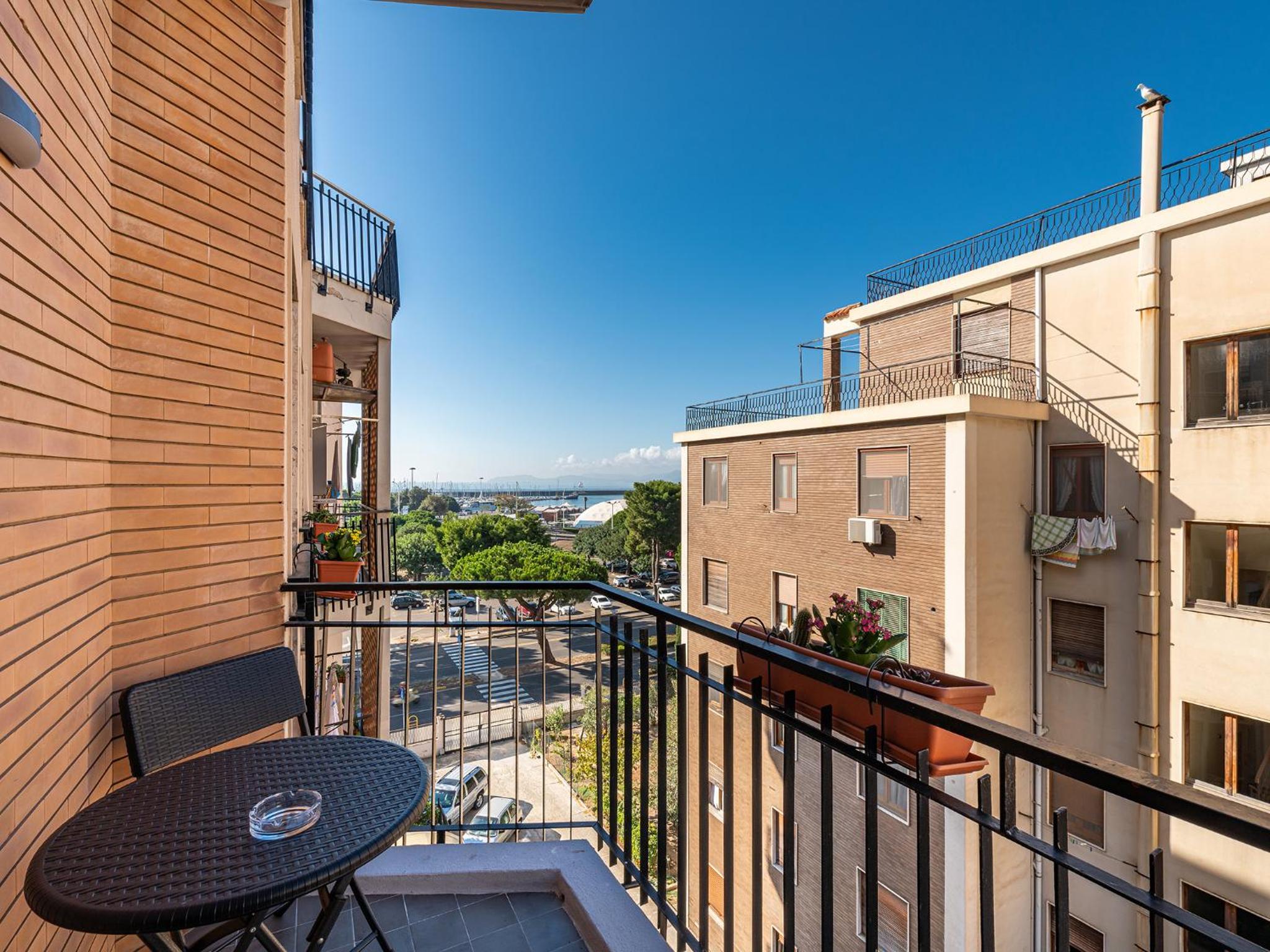 Diaz Apartment en Cagliari — balance & terrace