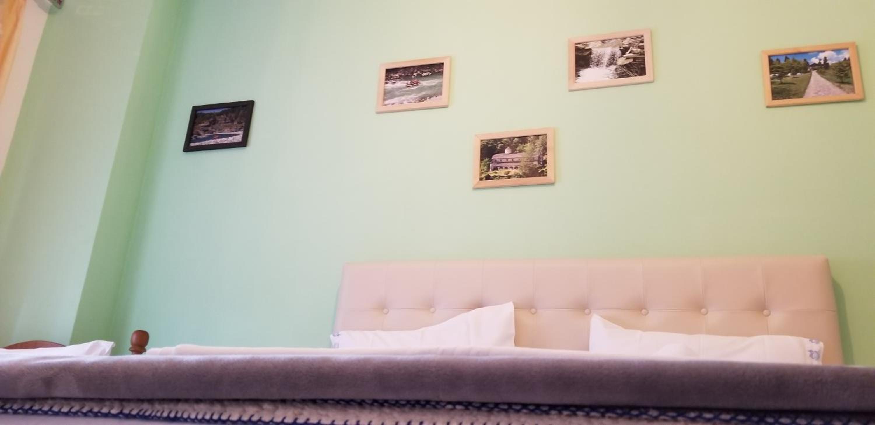 KELI Guest House& Rafting Adventures