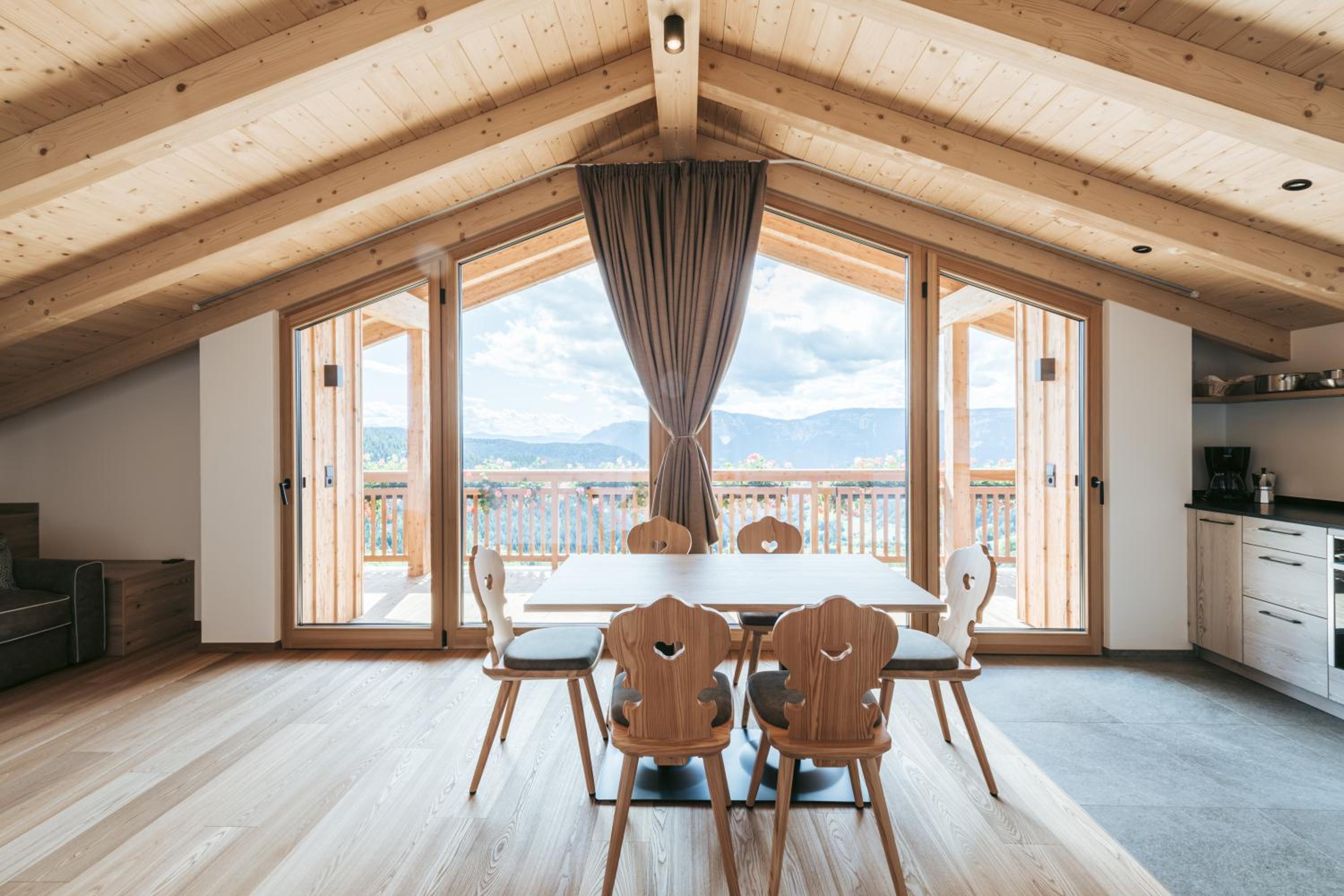 Lochbauer view 4