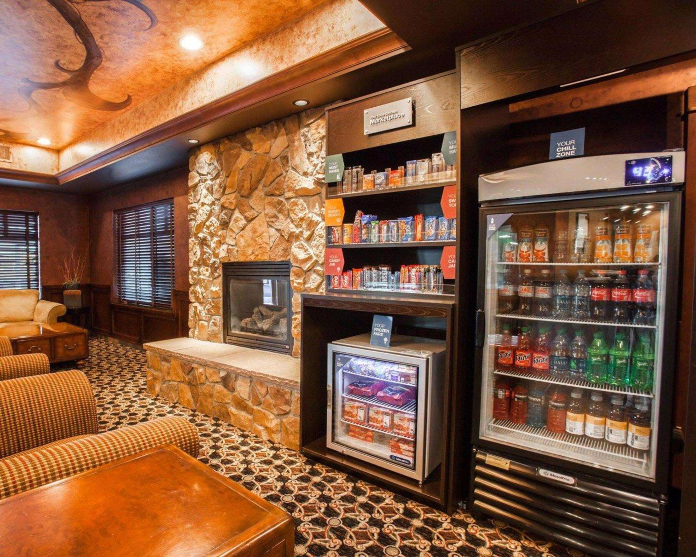 Moses Lake Vacations - Comfort Suites Moses Lake - Property Image 1