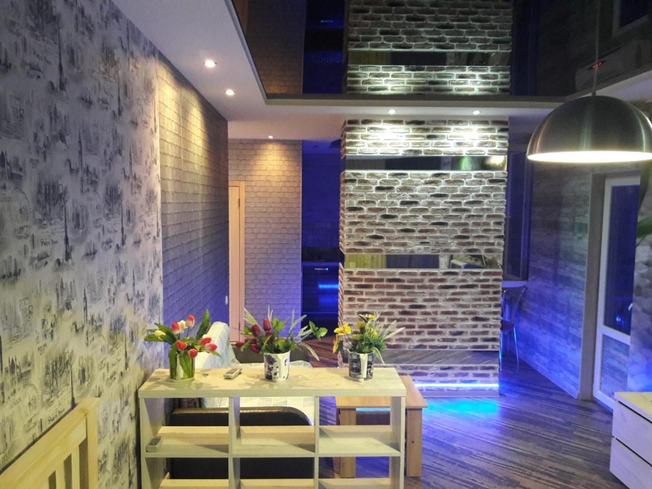 Apartment on Yuvilejnyj avenue view 2