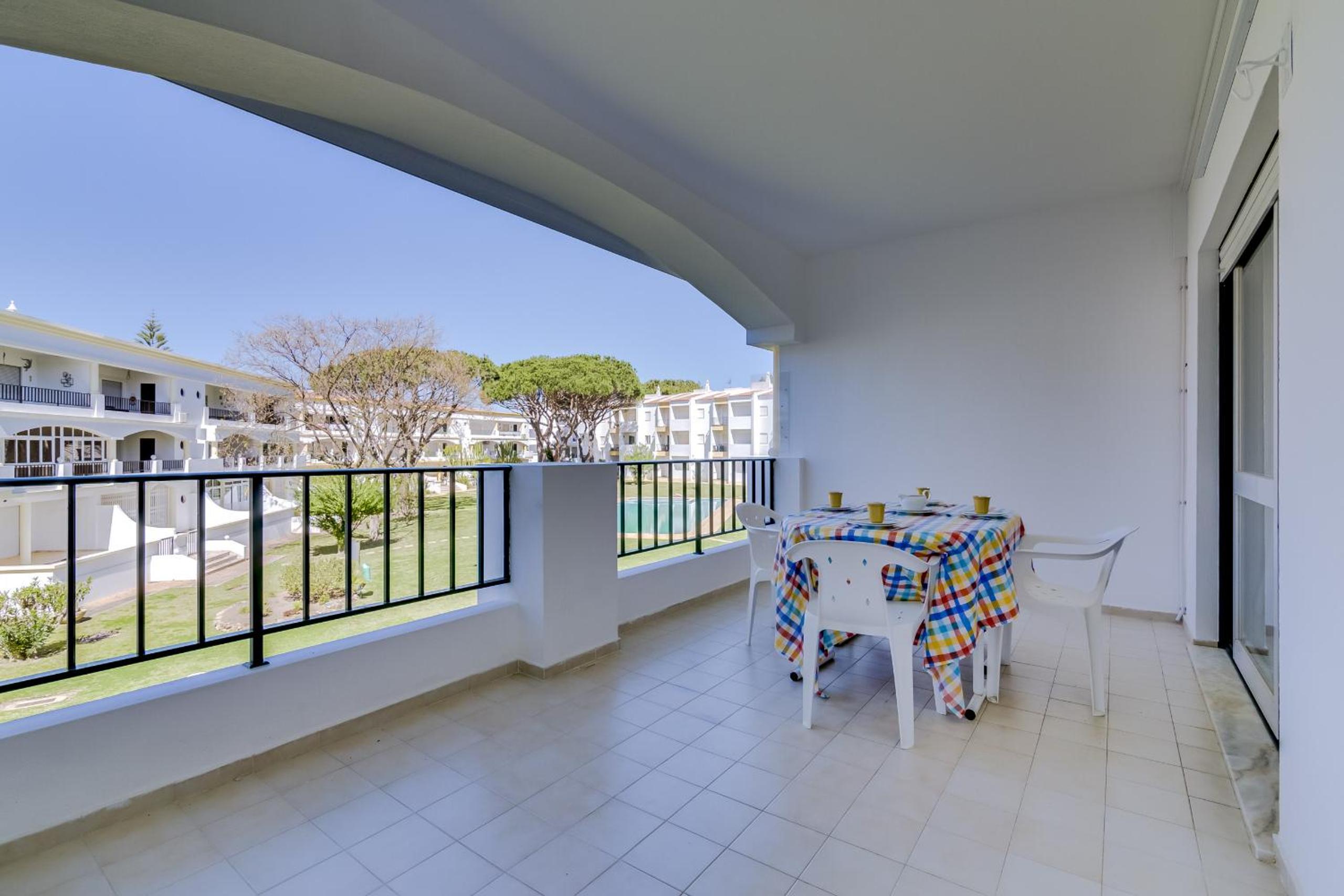Pinhal do Golfe - 2 Bedrooms - Vilamoura view 2