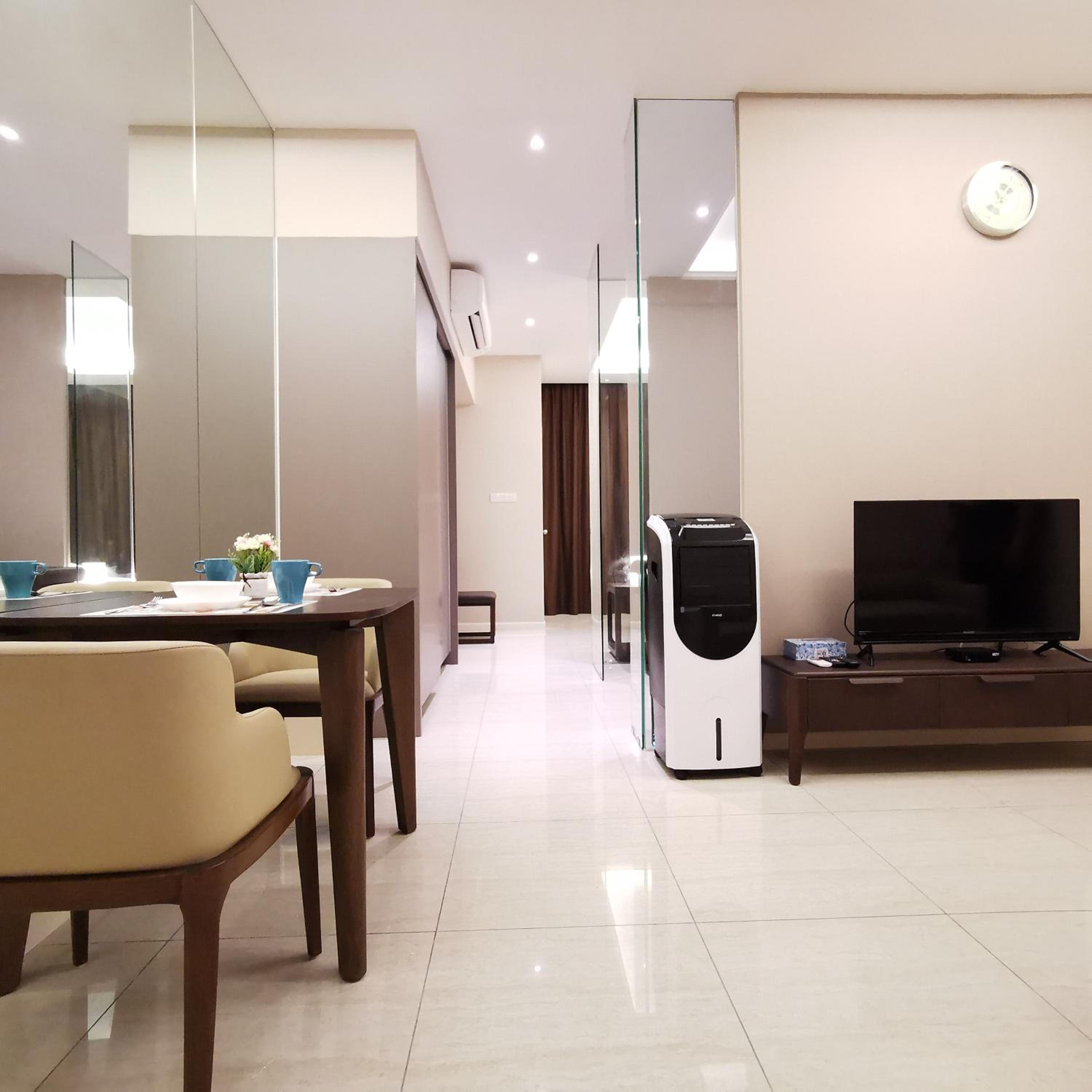 Sky Pool Elegant Suite @ Sri Hartamas