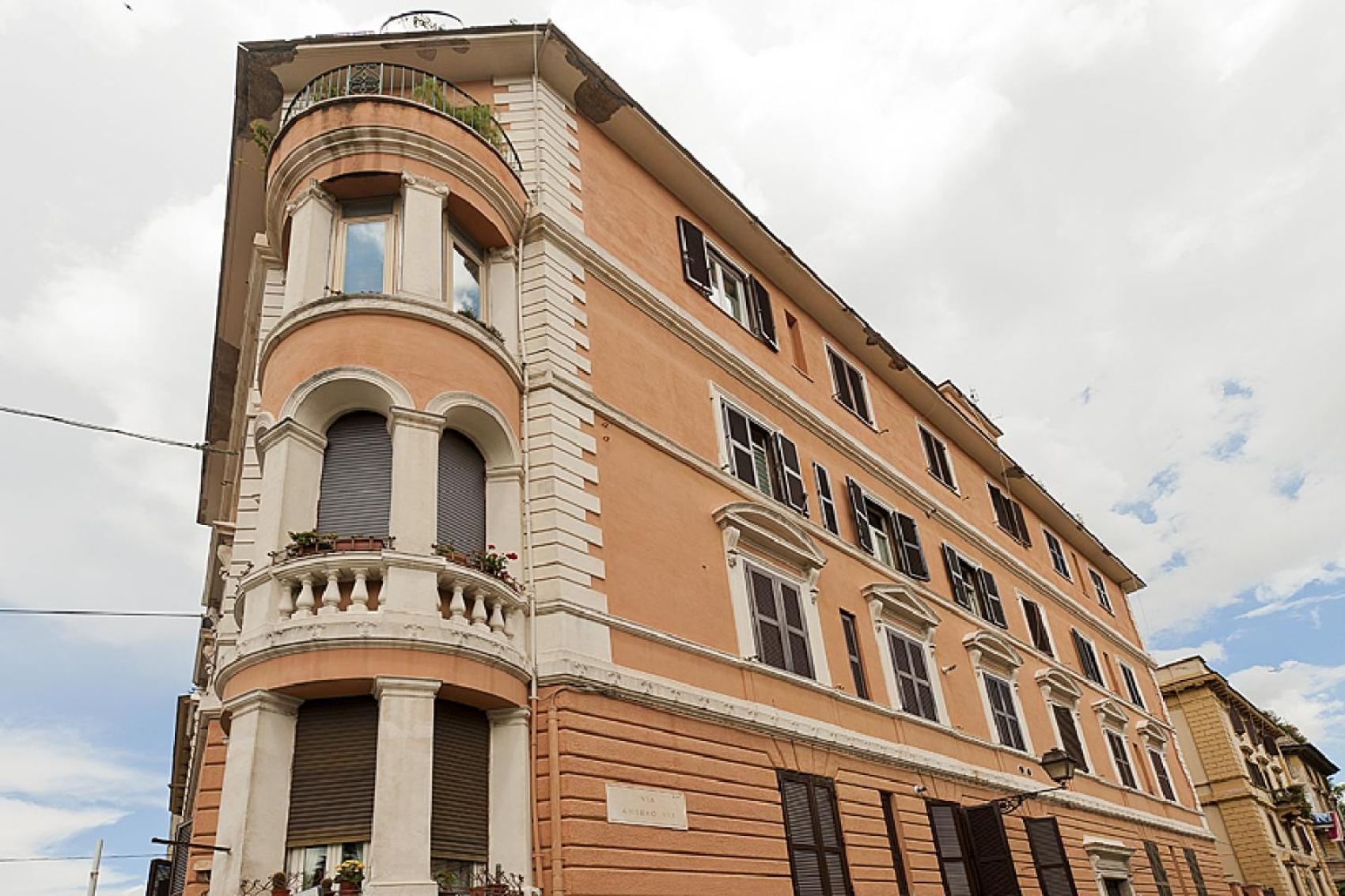 BMGA l Mon Amour San Giovanni Apartment