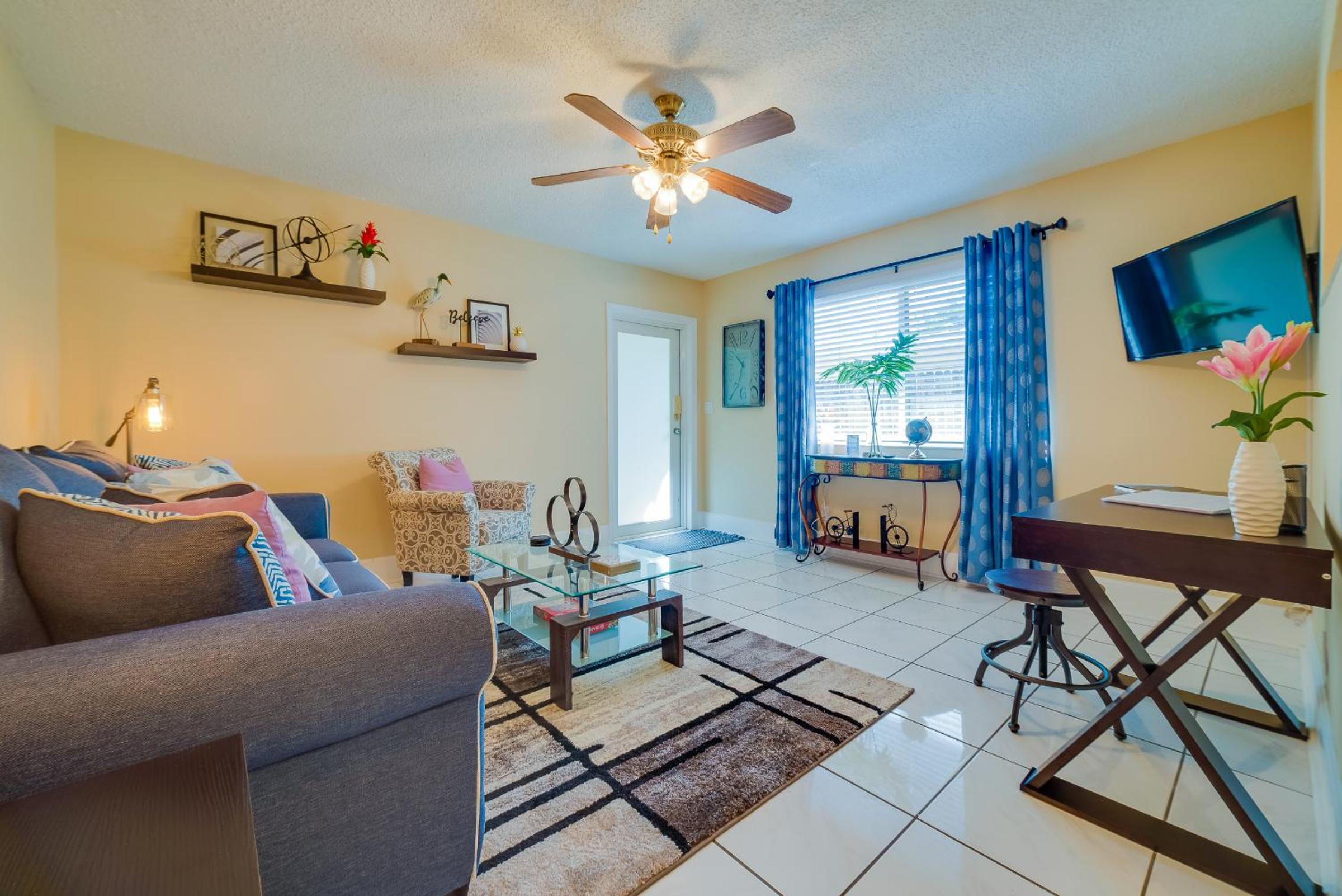 Hainsley Apartments at 1645 view 3