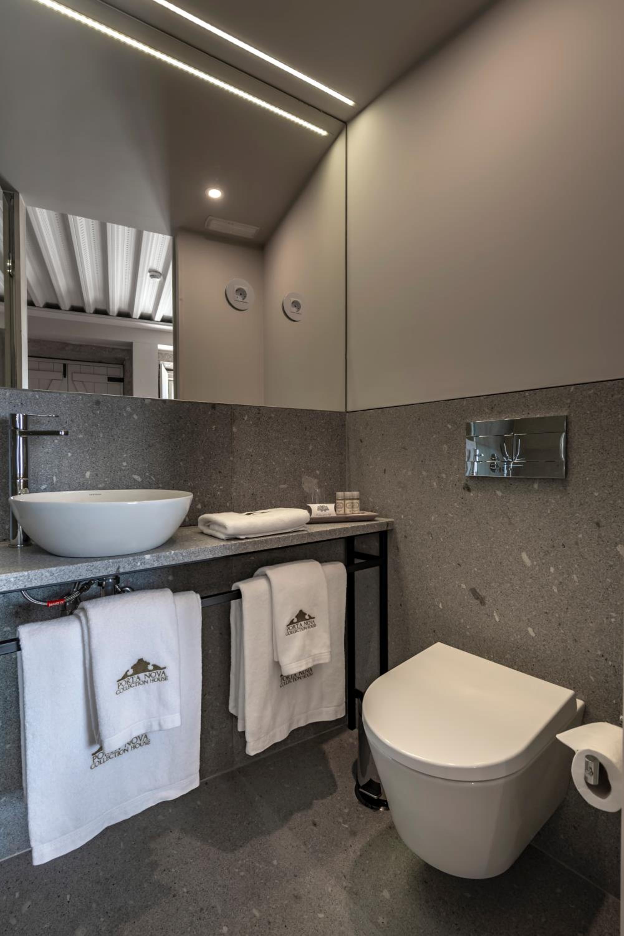Porta Nova Collection House