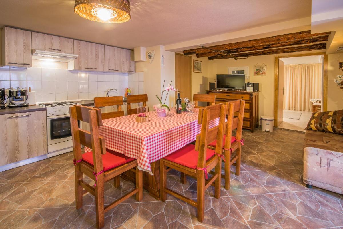 Apartment Šamanić view 4