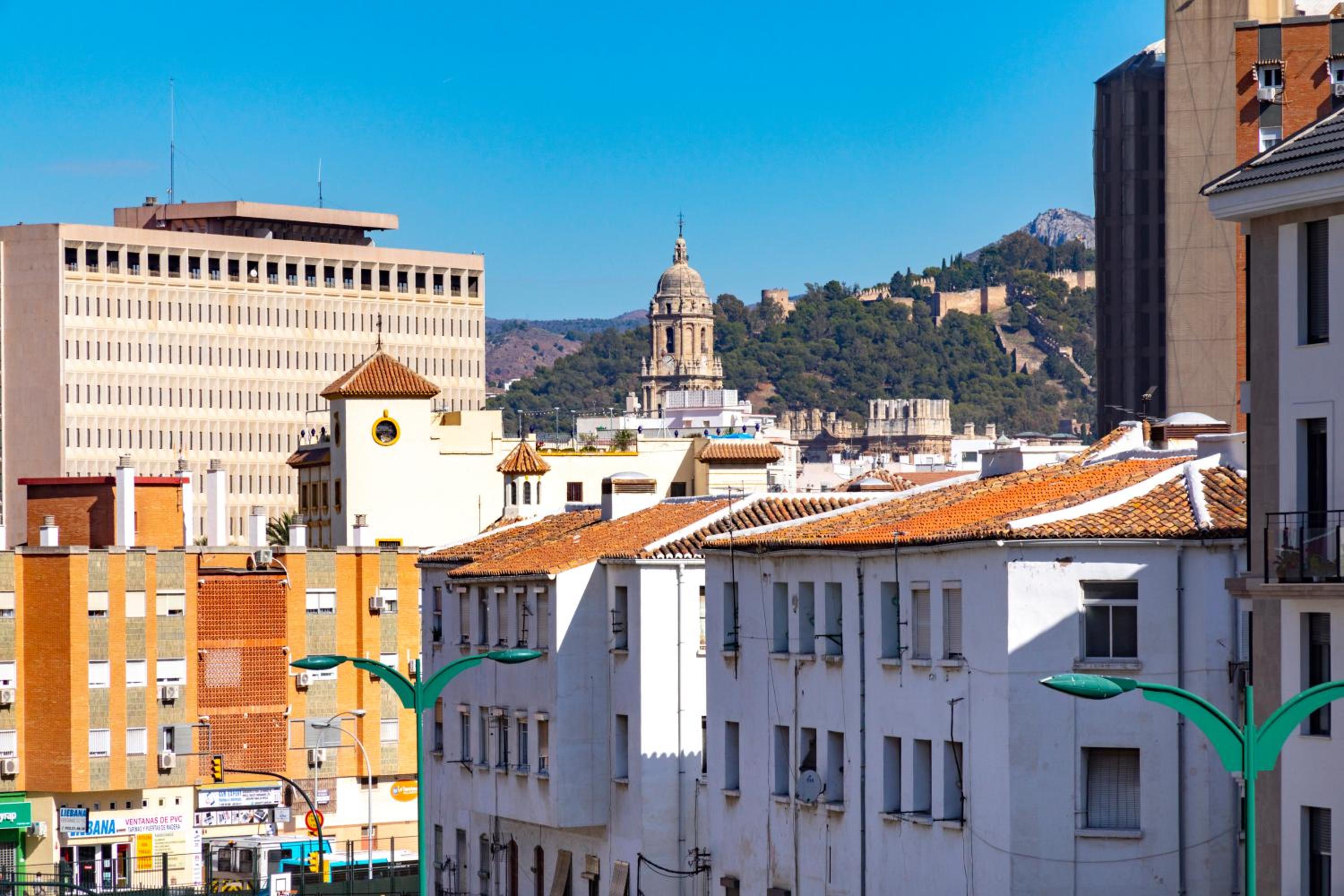 Araucaria Garden & Parking