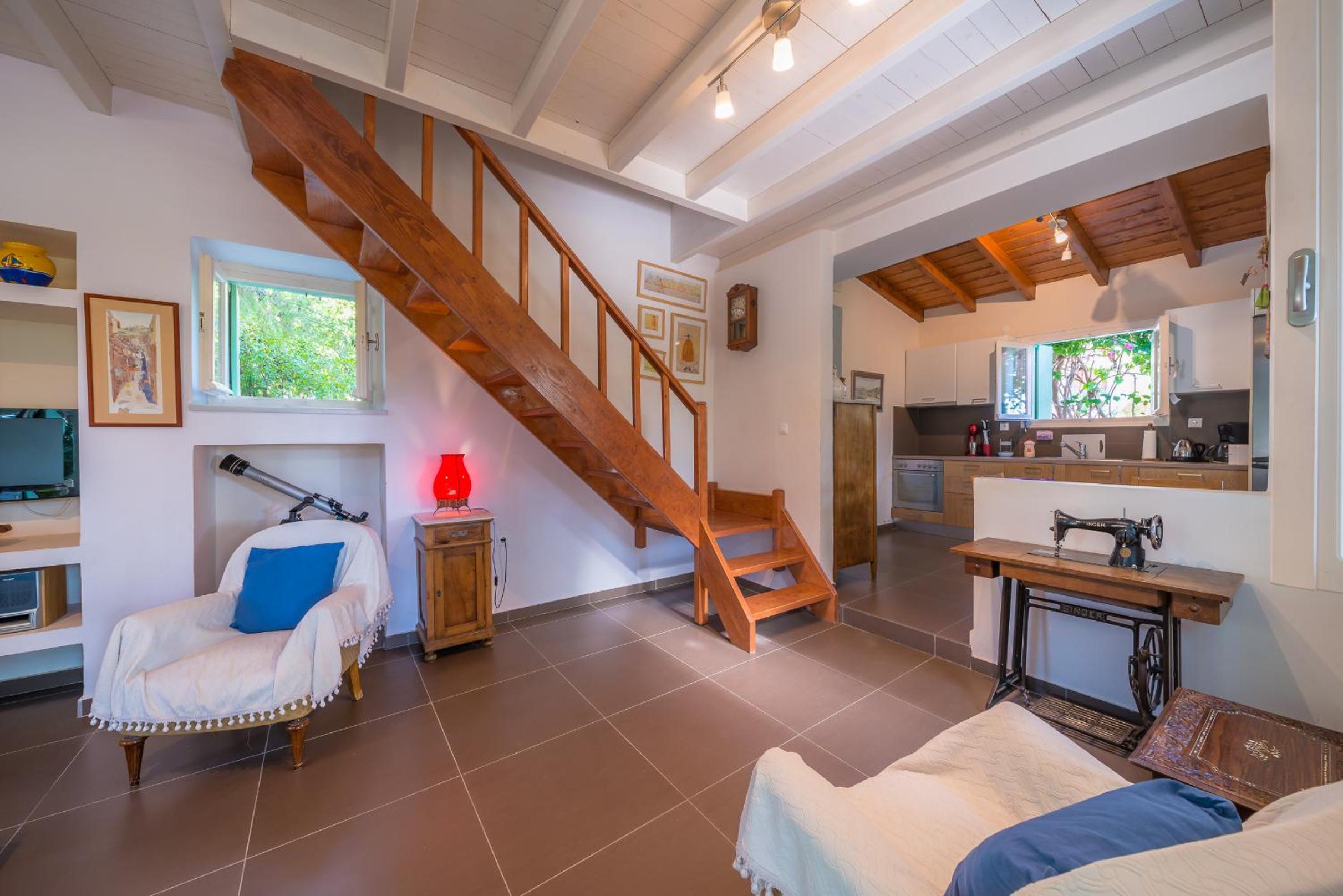 My Little House - Family House with Private Terrace view 4