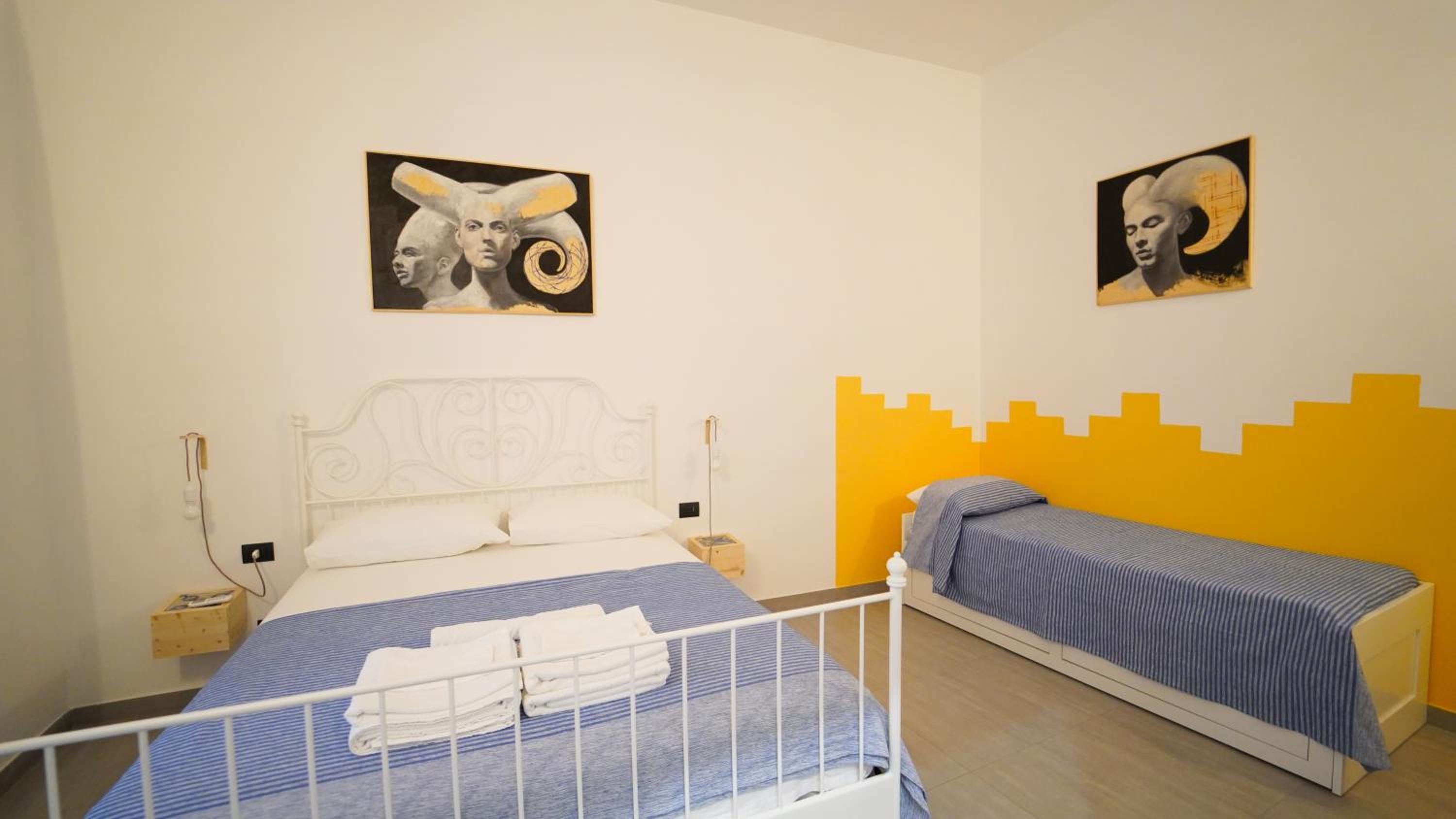 Neapolitan Flat 2 0 B&B