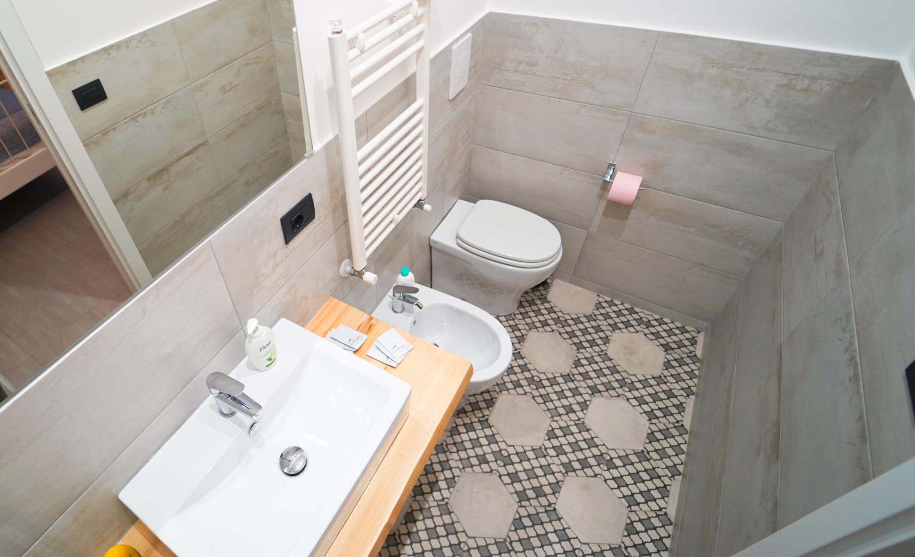 Neapolitan Flat 2 0 B&B