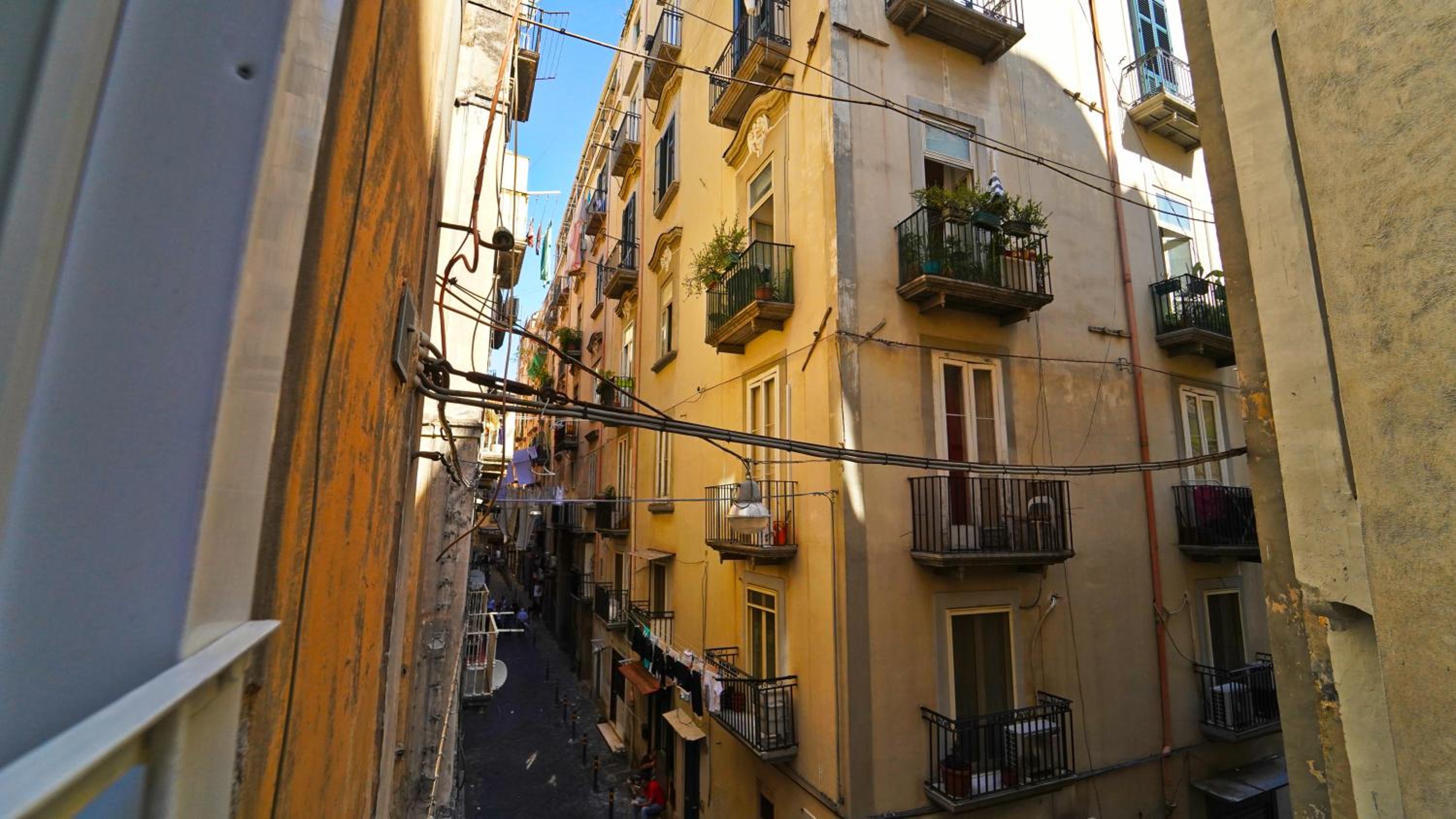 Neapolitan Flat 2 0 B&B