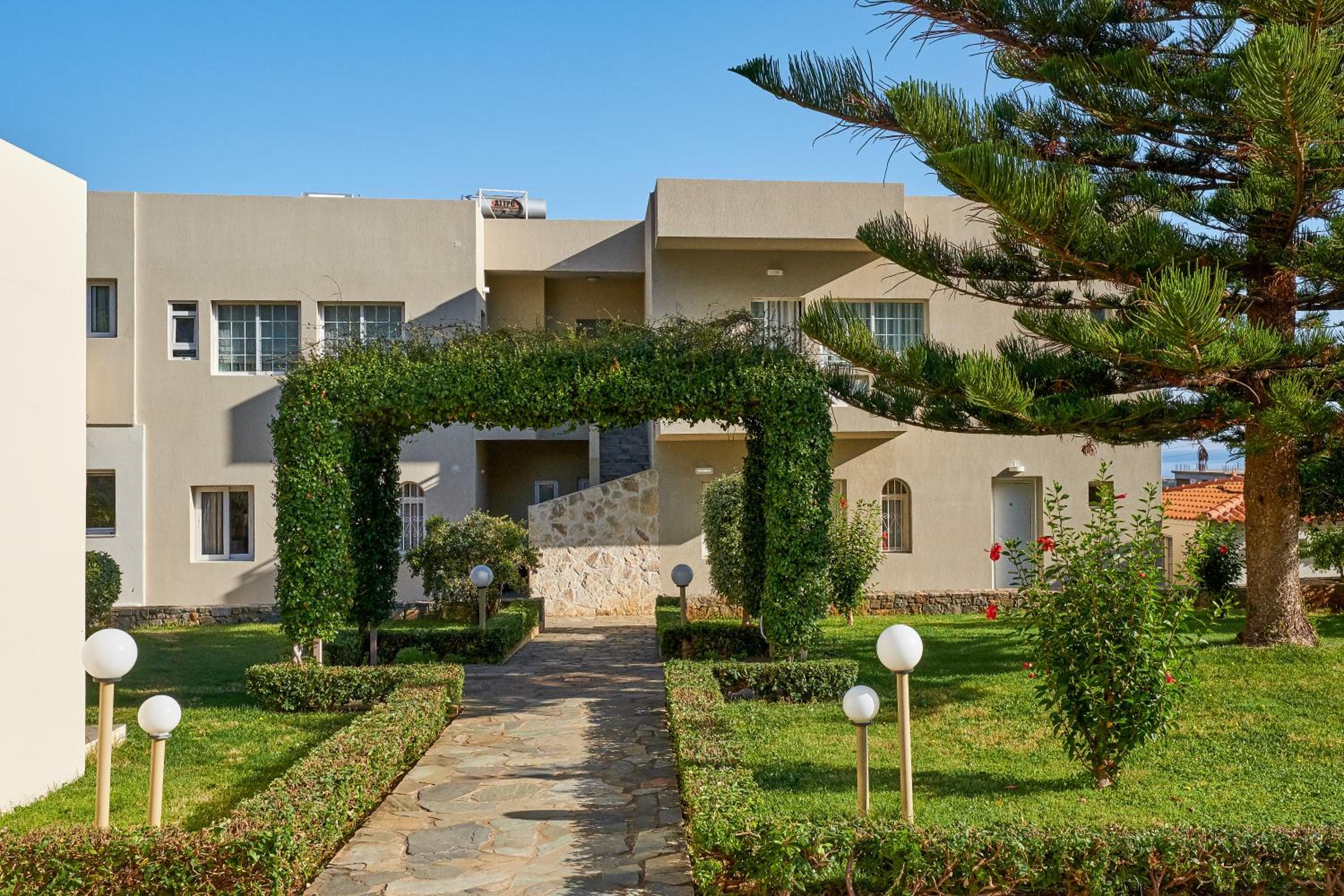 Villa Mare Monte ApartHotel