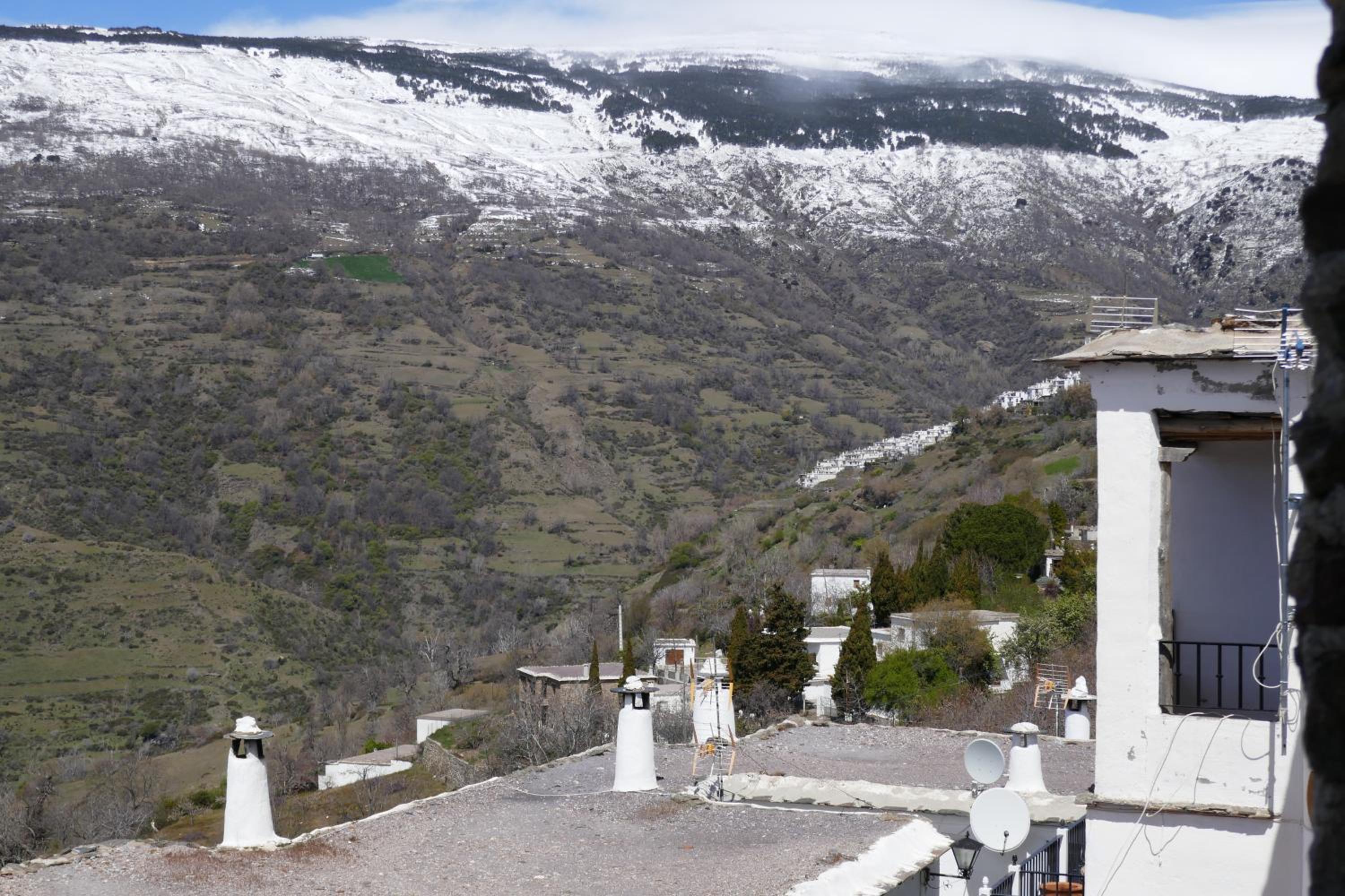 La Higuera view 3
