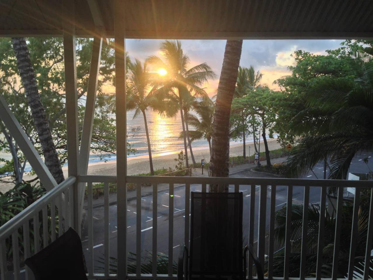 Trinity Beach Vacations - The Beach Shack 3BR Waterfront Resort, Own WIFI - Property Image 37