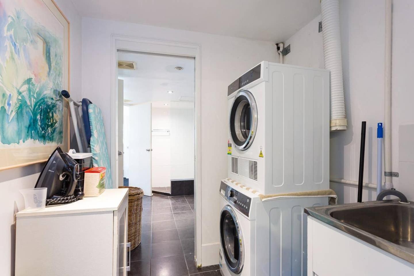 Trinity Beach Vacations - The Beach Shack 3BR Waterfront Resort, Own WIFI - Property Image 36