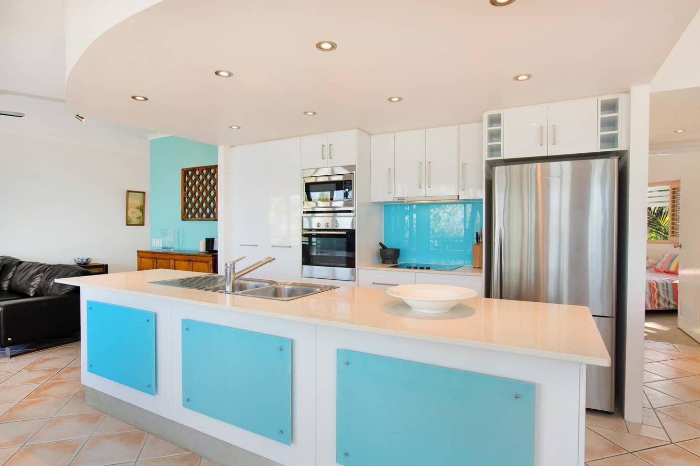 Trinity Beach Vacations - The Beach Shack 3BR Waterfront Resort, Own WIFI - Property Image 26