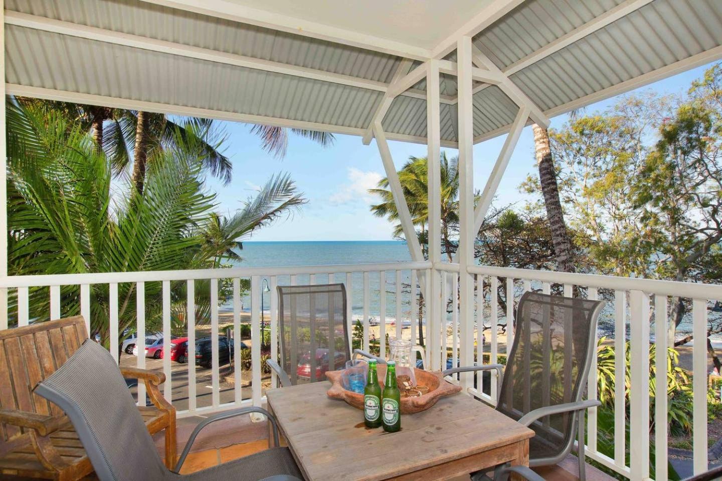 Trinity Beach Vacations - The Beach Shack 3BR Waterfront Resort, Own WIFI - Property Image 31