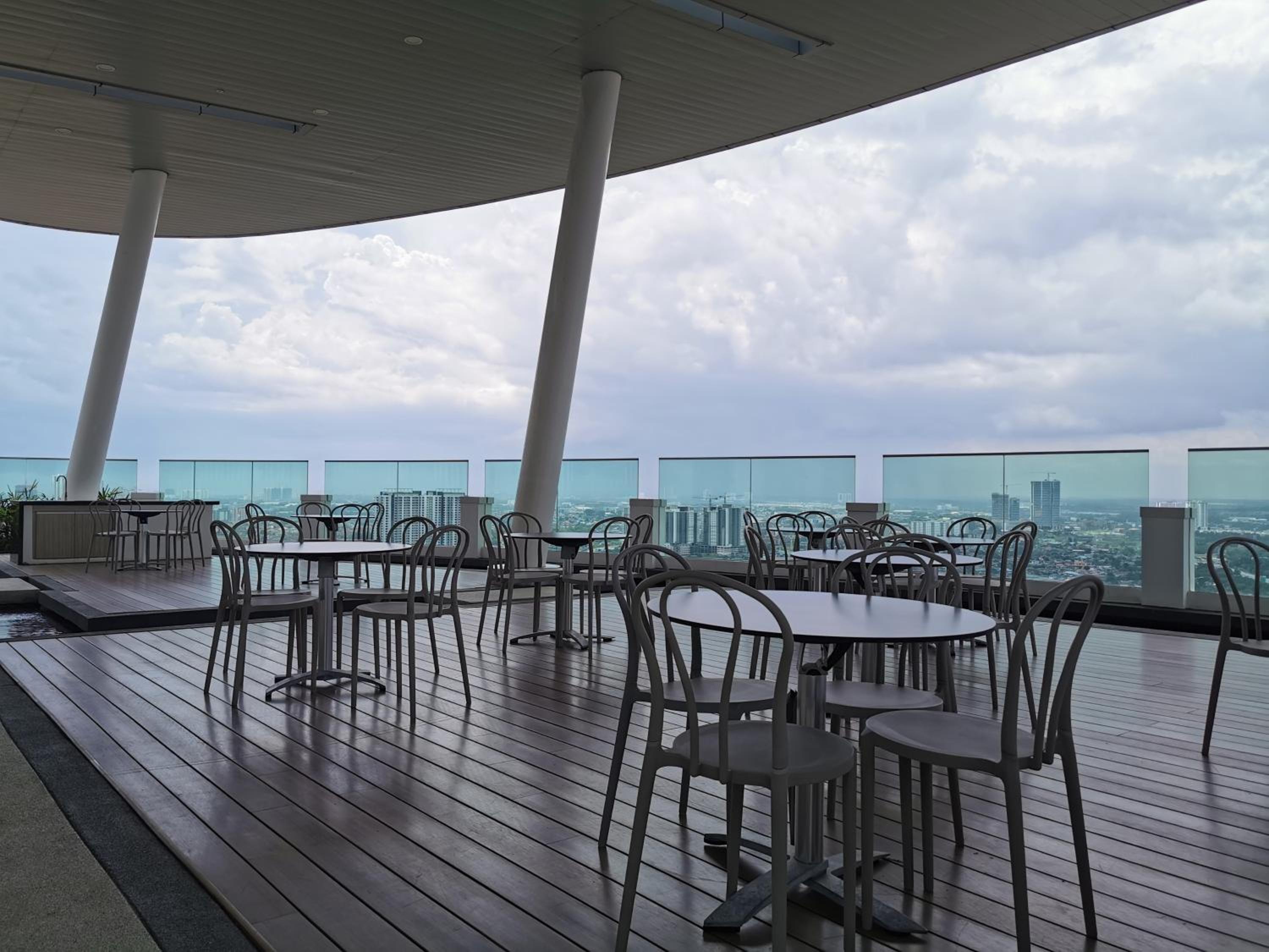 Mid Valley Southkey Mosaic Cozy Suite at Johor Bahru