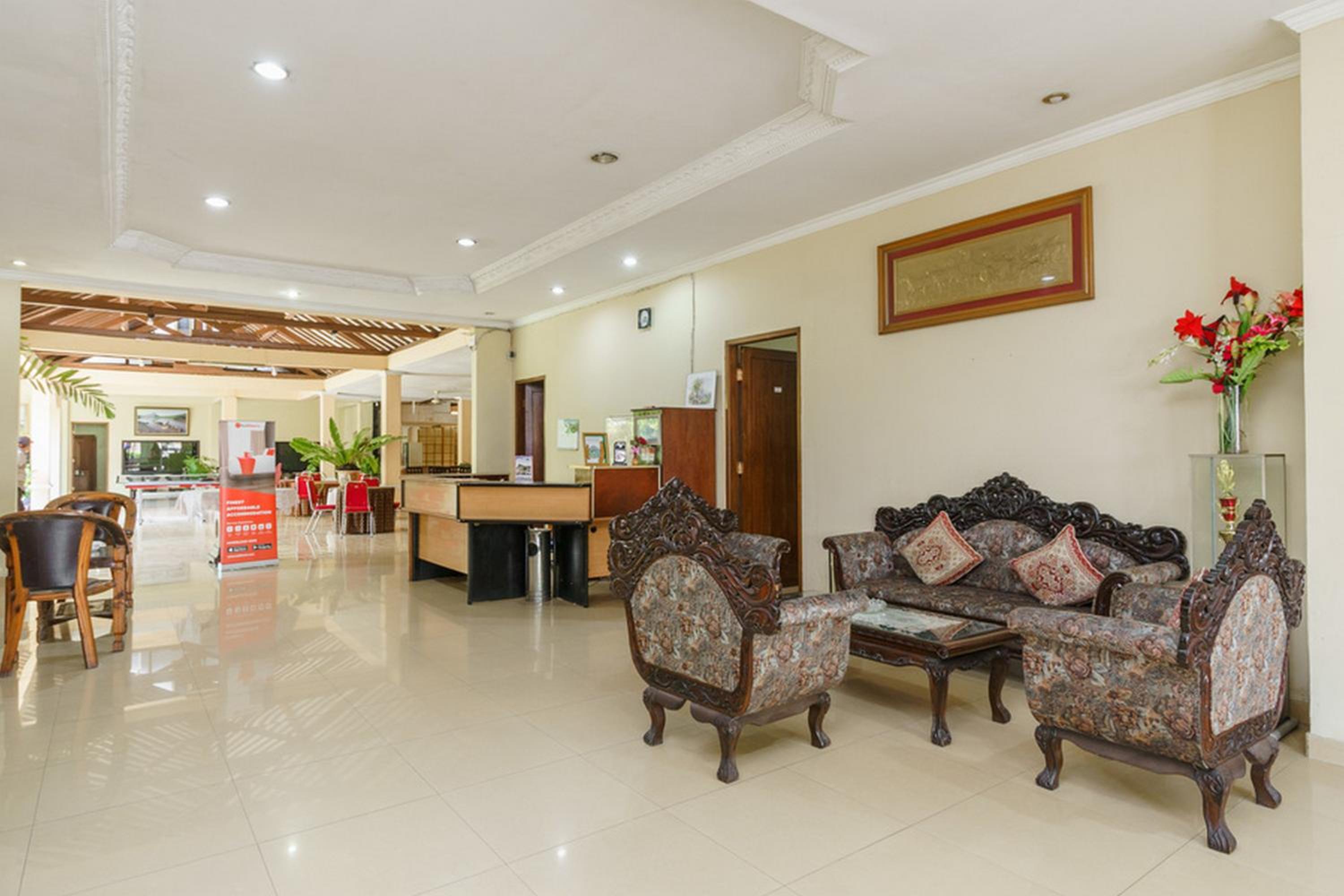 RedDoorz @ Jalan lintas Sumatera Lahat view 4