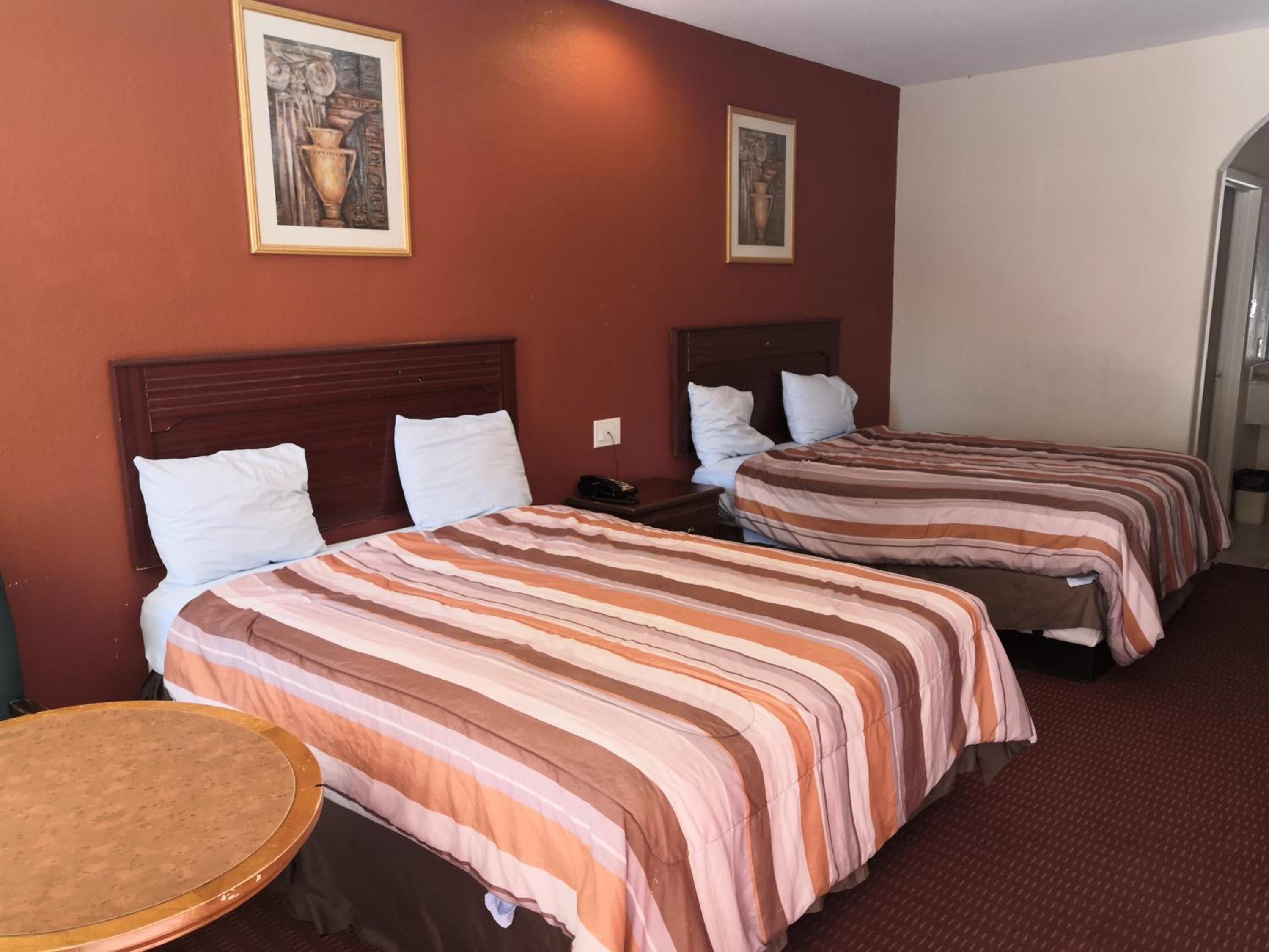 Scottish Inn Suites IAH West - Property Image 34