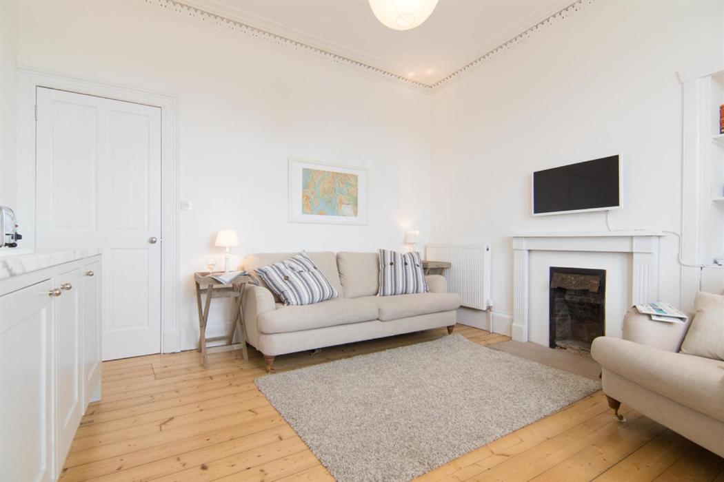 Beach House No1 With Amazing Sea Views And Direct Beach Access view 3