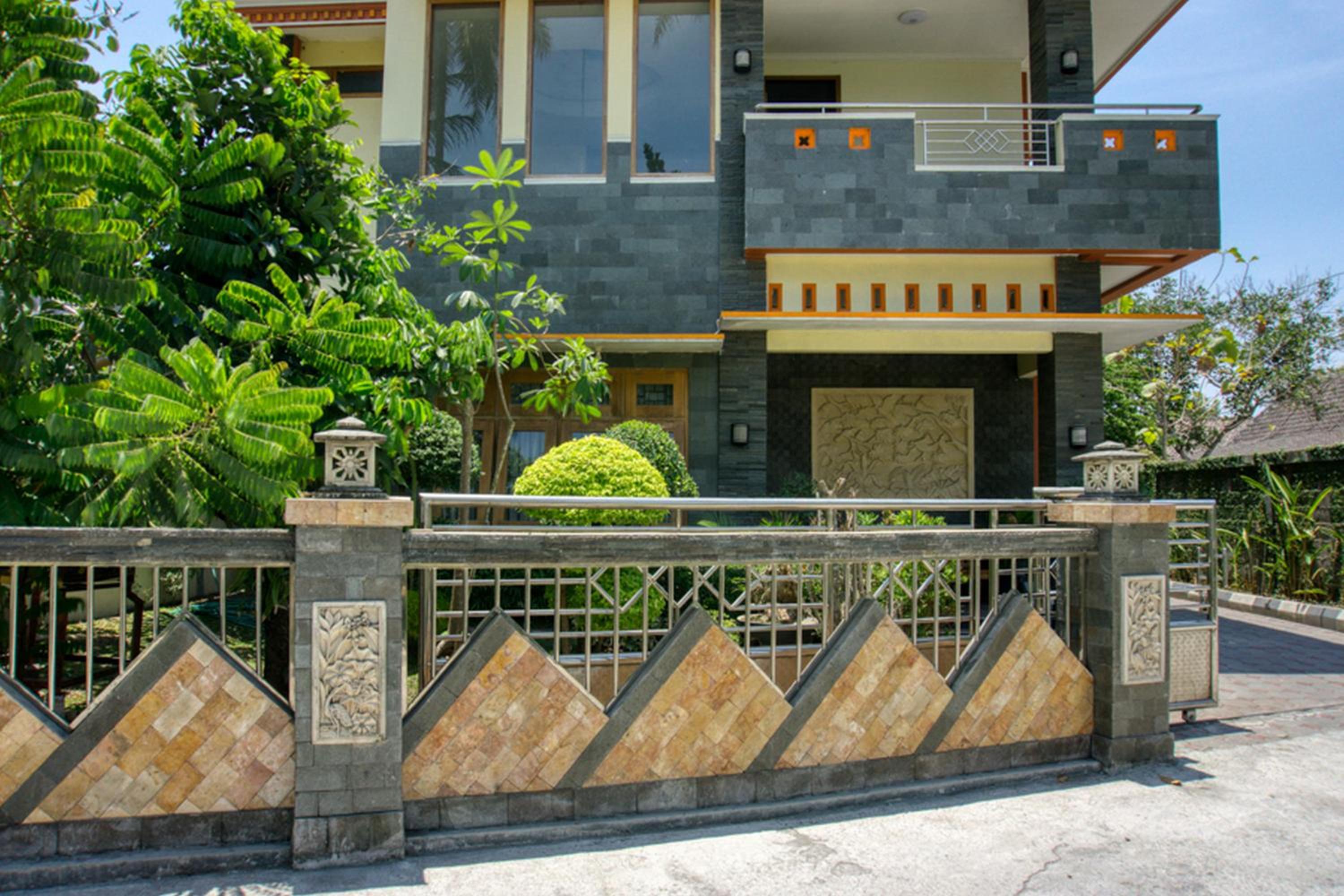 RedDoorz @ Jakal Atas KM 10 view 3