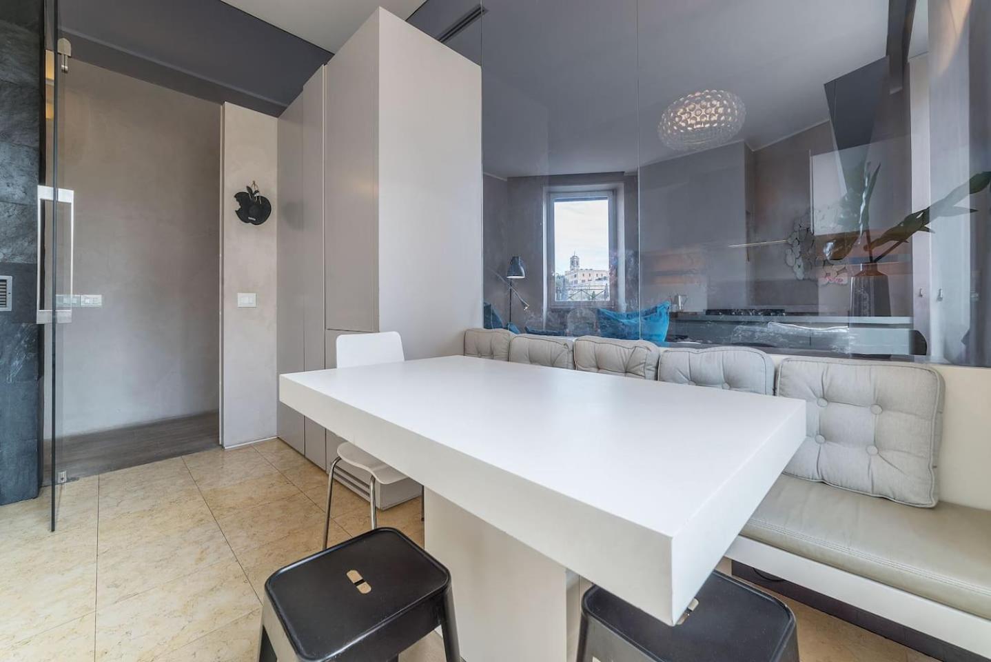 Stunning views over central Rome's rooftops - FromHometoRome