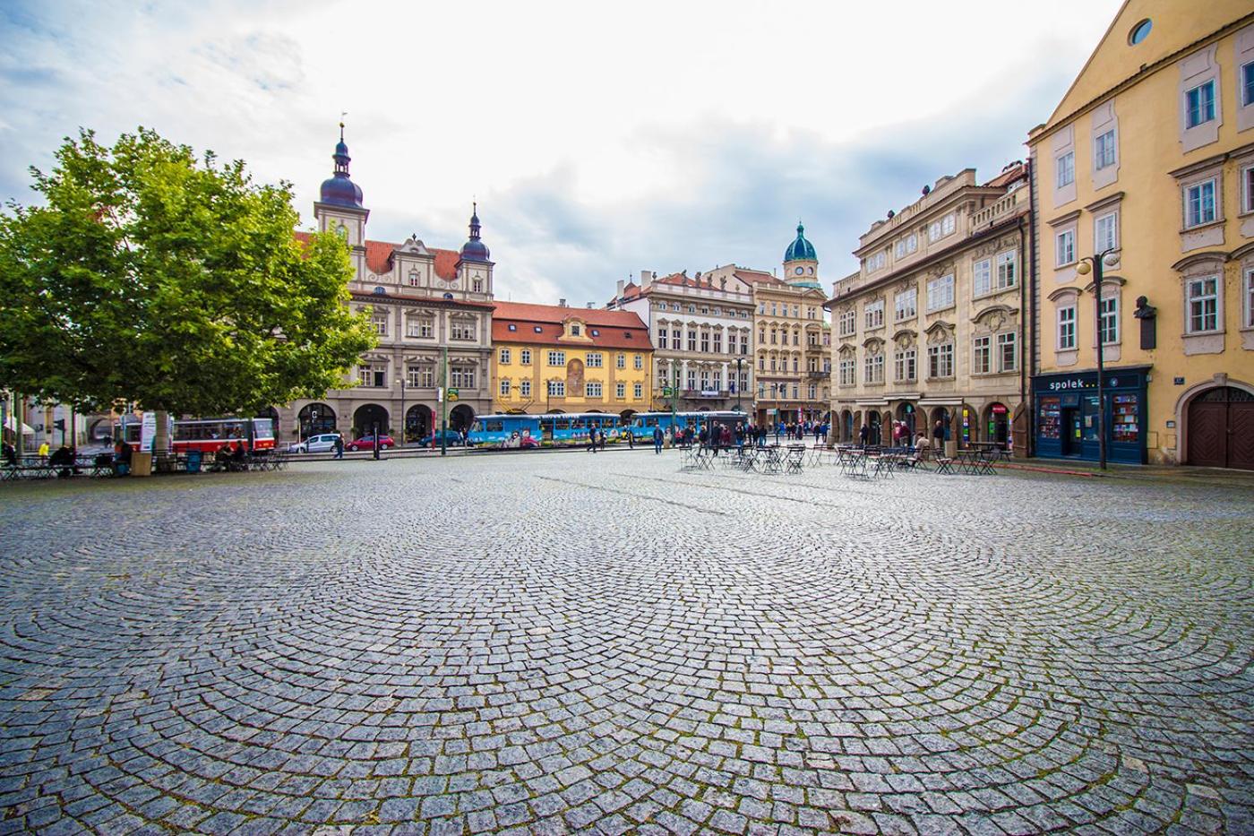 Residence Thunovska