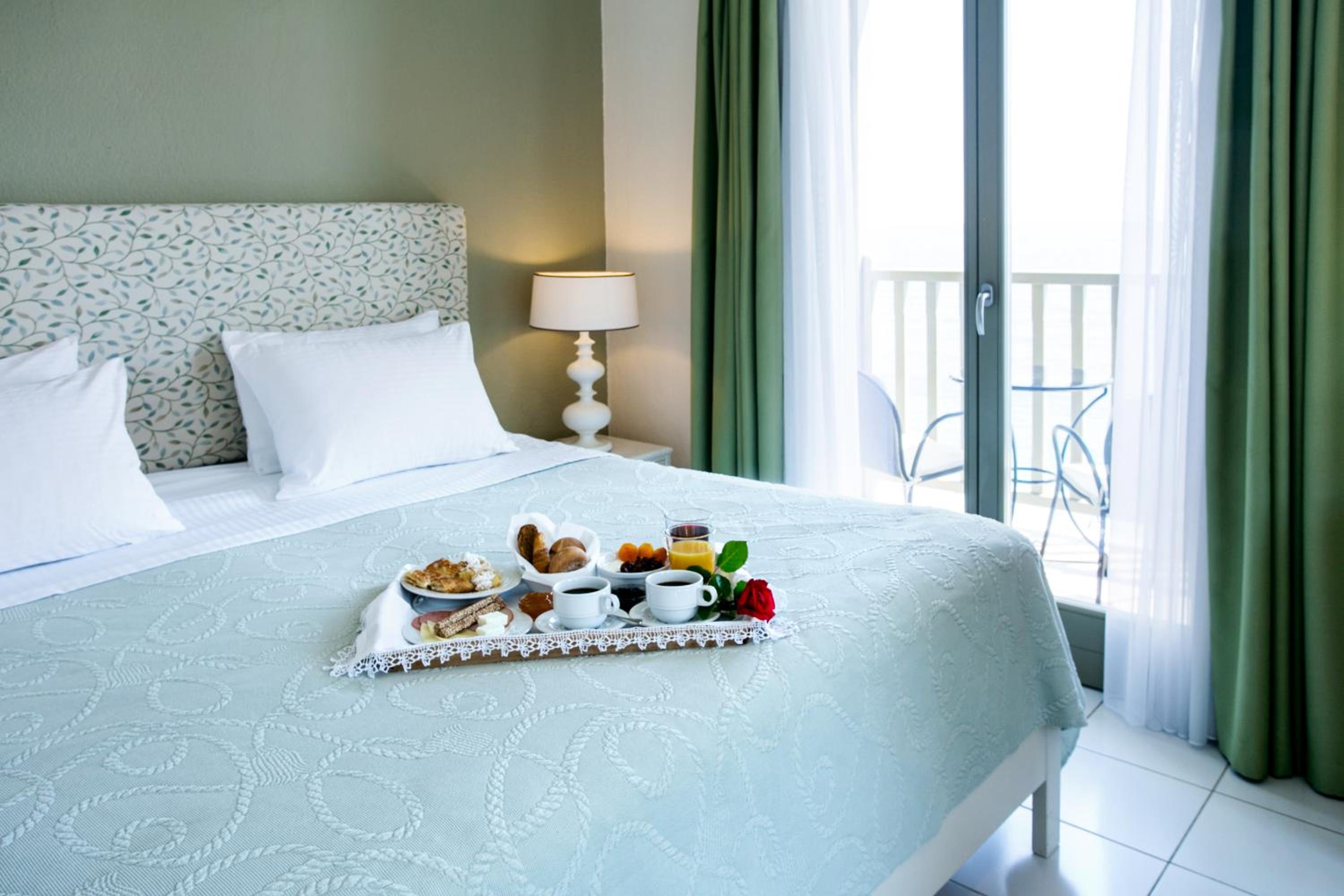 Kenta Beach Hotel