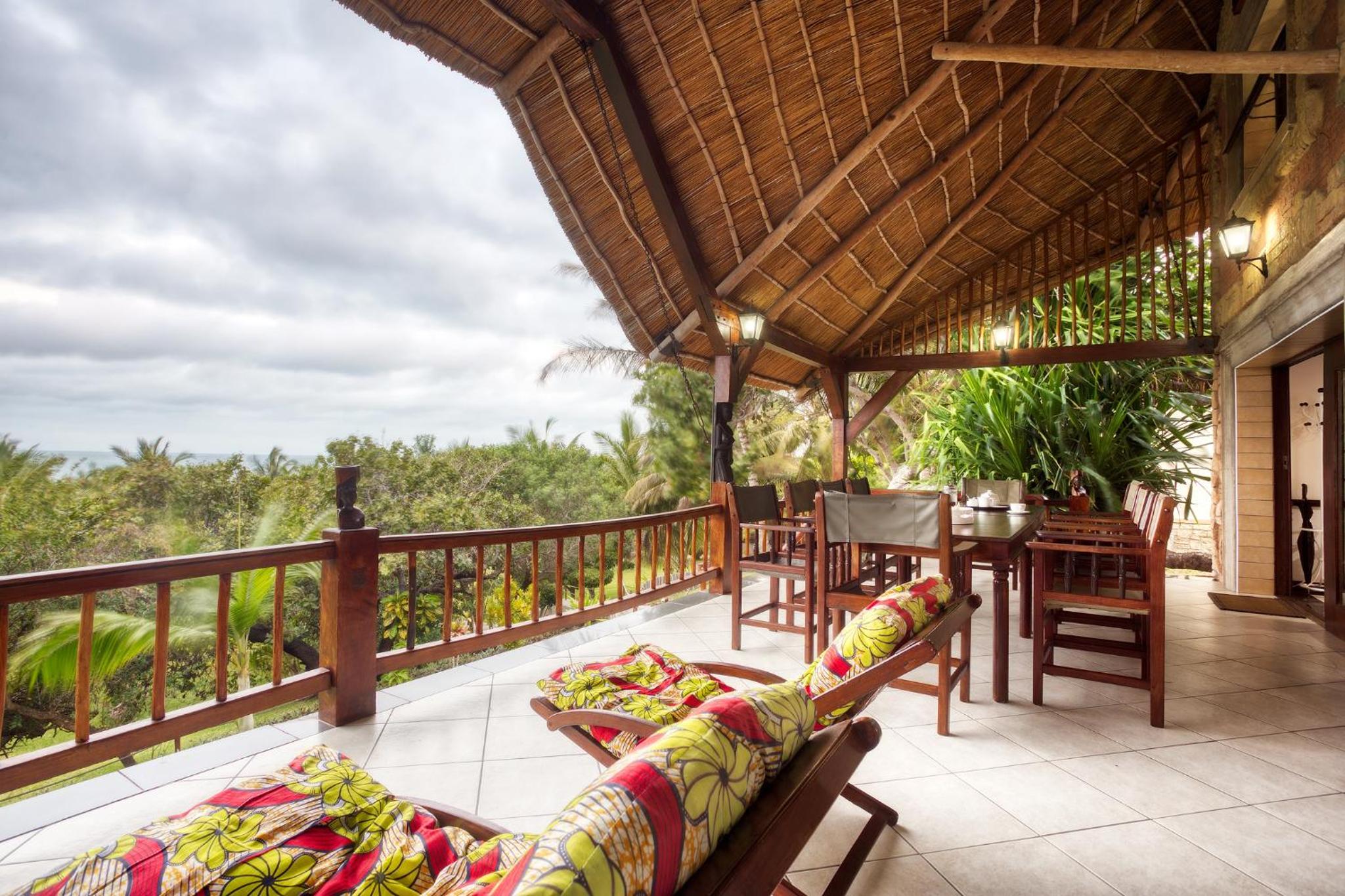Balcony & Terrace