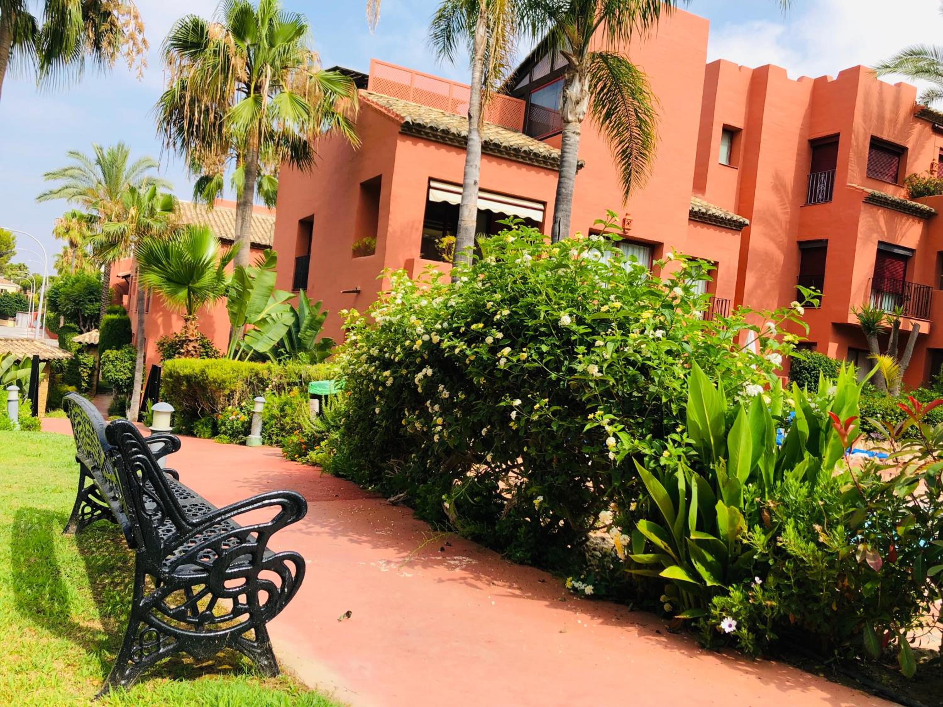 Marbella Vacations - Two-room apartment in Elviria NEAR THE BEACH with parking - Property Image 32