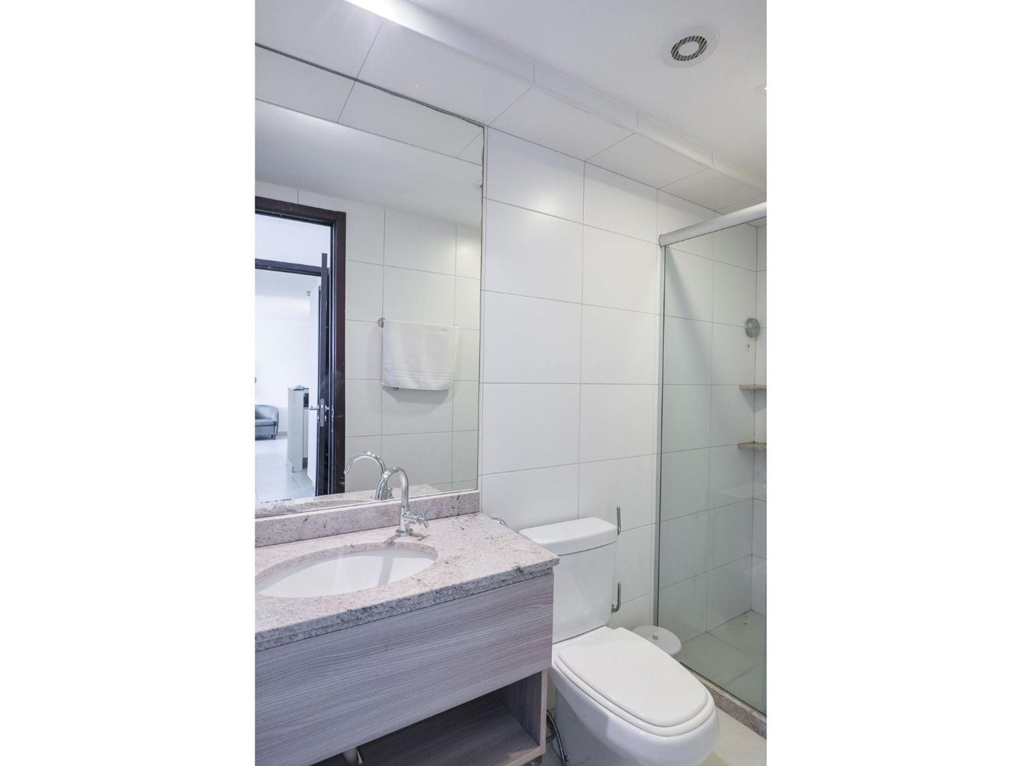 Excelente Flat em Boa Viagem 2 quartos Beach Class Ideal para Família ou Viagens de Negócio NOB2104