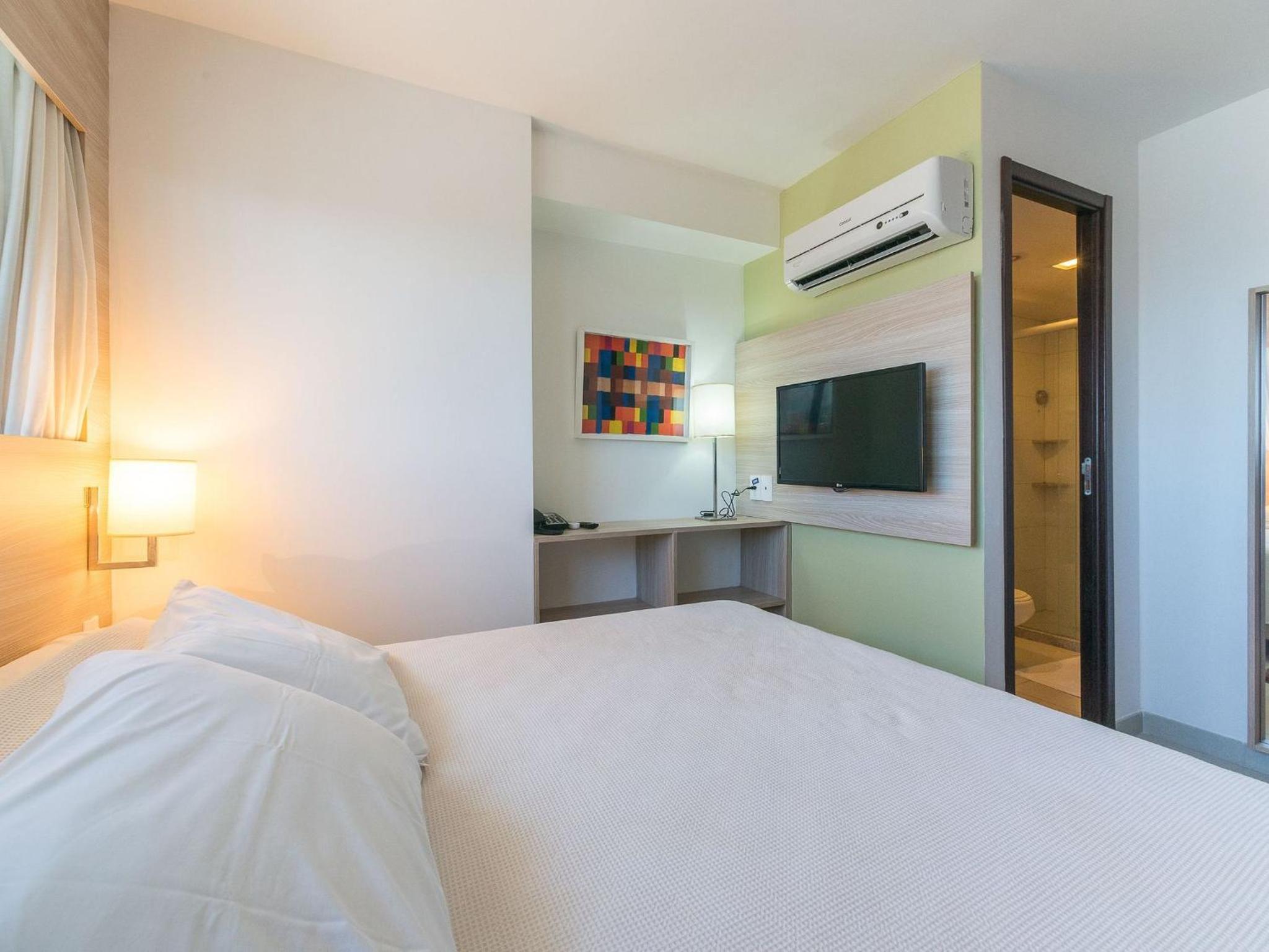 Excelente Flat em Boa Viagem 2 quartos Beach Class Ideal para Família ou Viagens de Negócio NOB2104