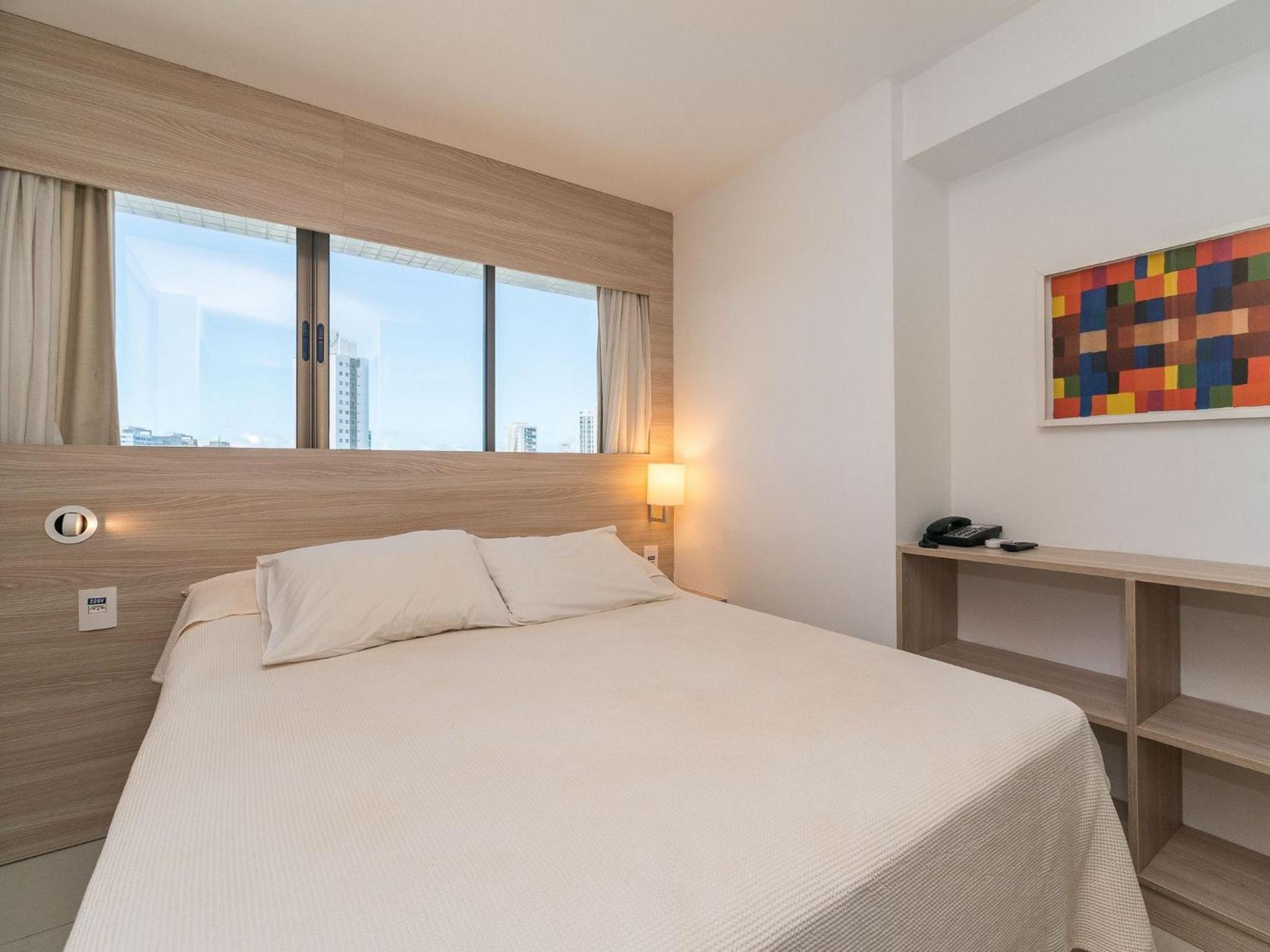 Excelente Flat em Boa Viagem 2 quartos Beach Class Ideal para Família ou Viagens de Negócio NOB2104