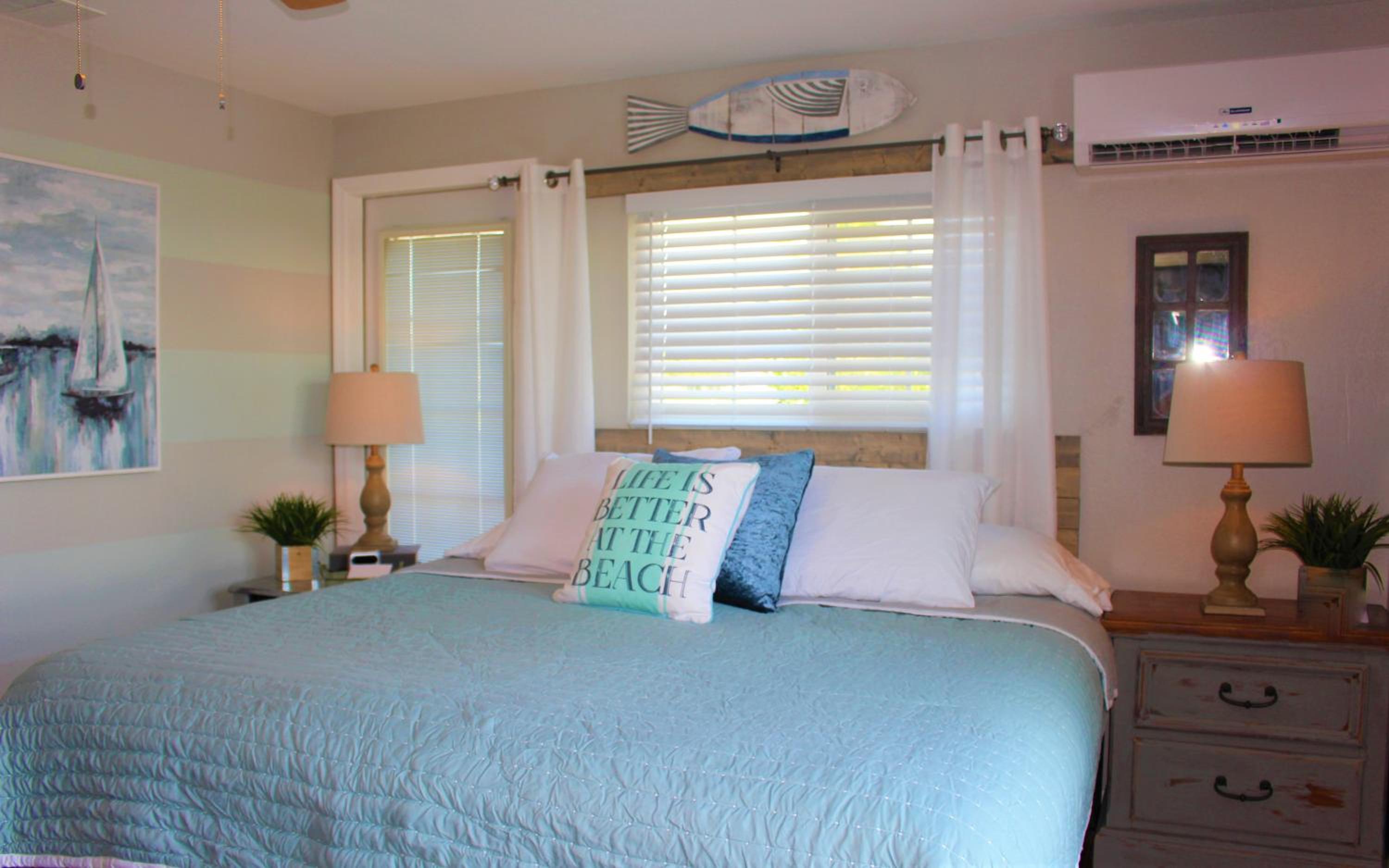 Latitude 26 Waterfront Boutique Resort - Bonita Springs