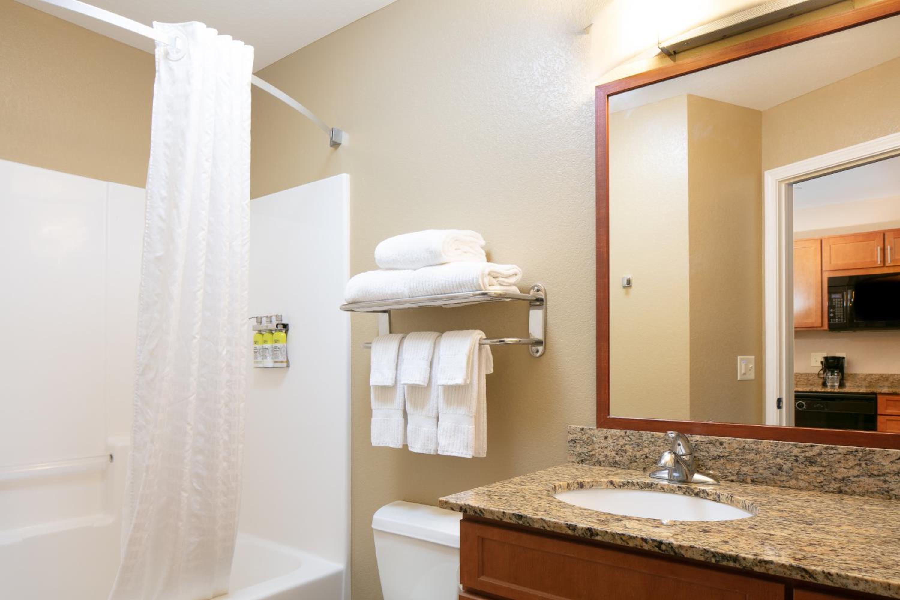Candlewood Suites La Crosse by IHG, Billede 41