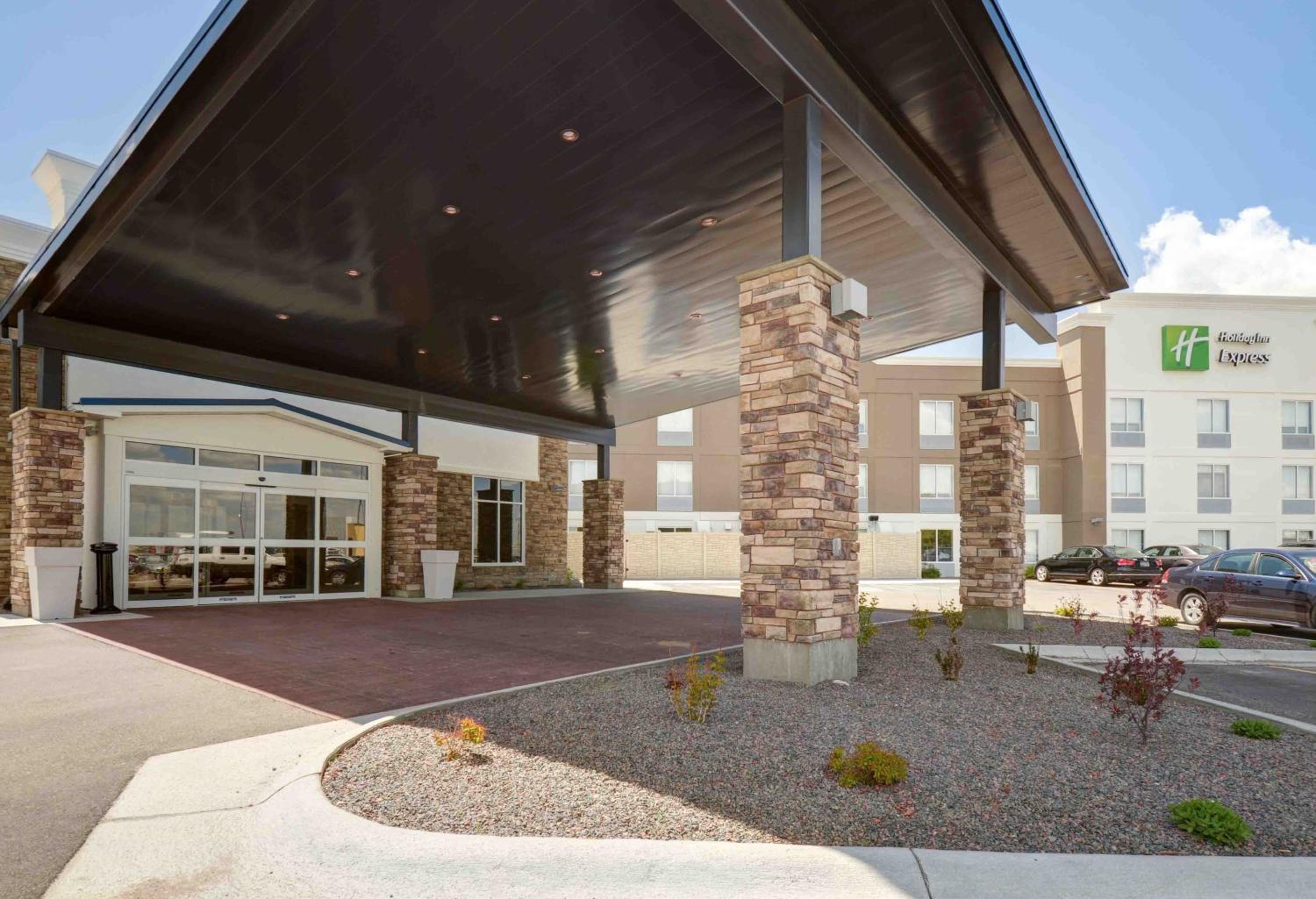 North Platte Vacations - Holiday Inn Express  Suites North Platte, an IHG Hotel - Property Image 1