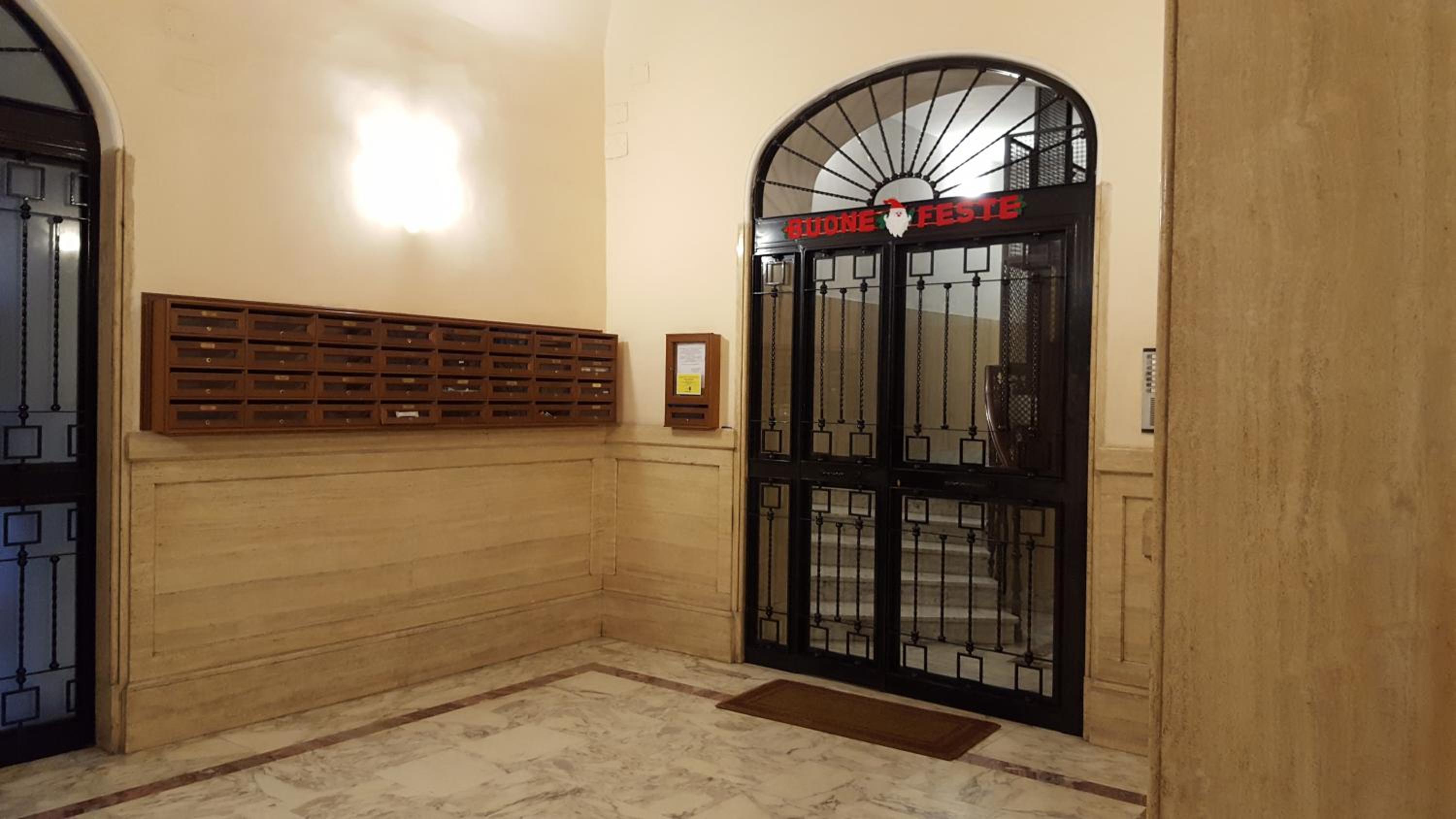 Luiza Vatican House