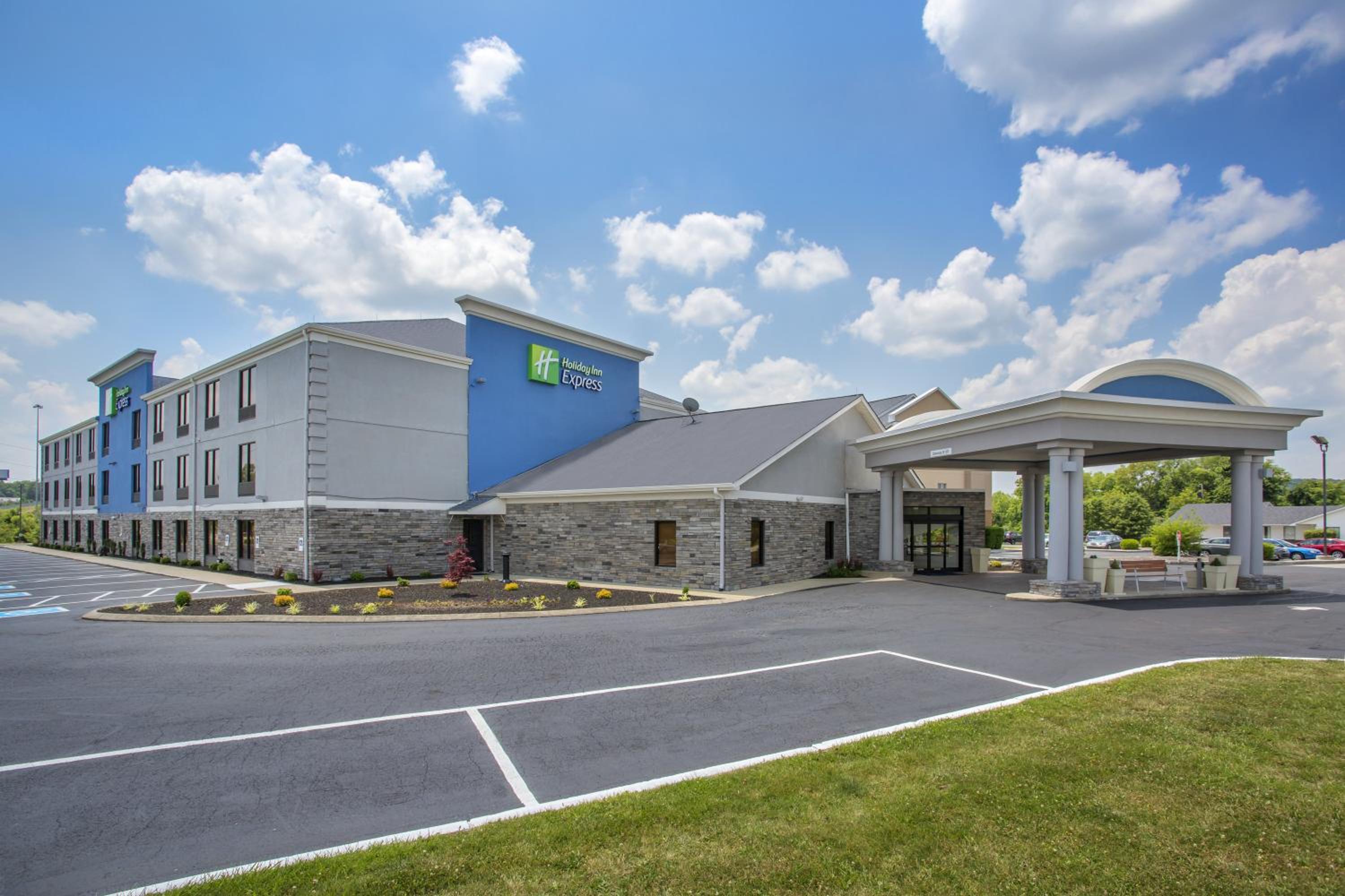 Richmond Vacations - Holiday Inn Express Berea, an IHG Hotel - Property Image 1